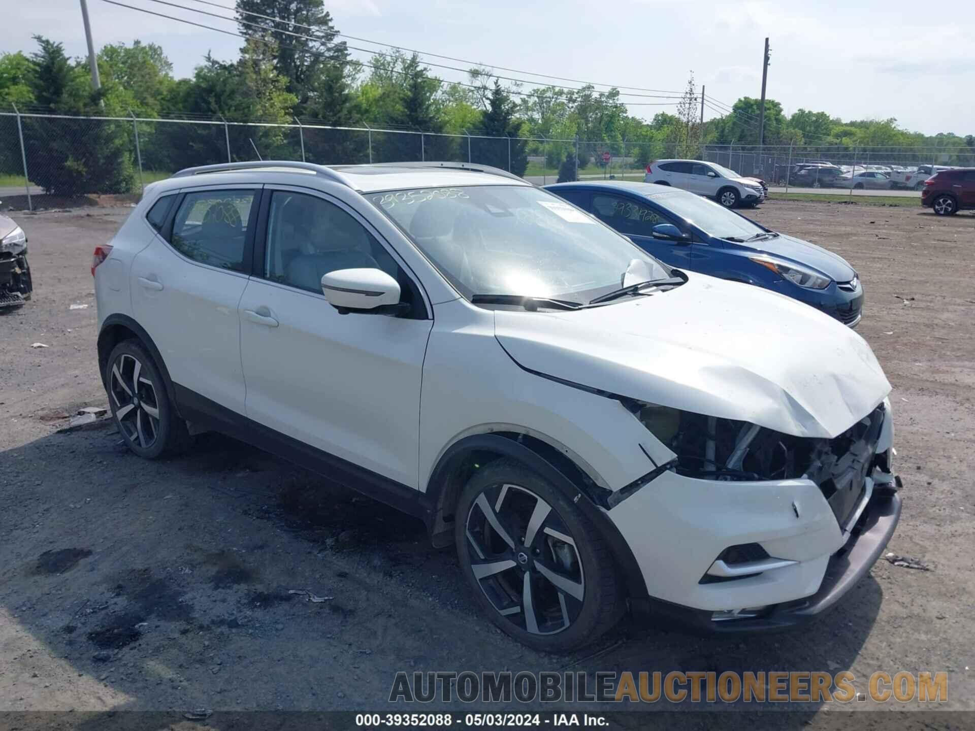 JN1BJ1CWXMW669815 NISSAN ROGUE SPORT 2021