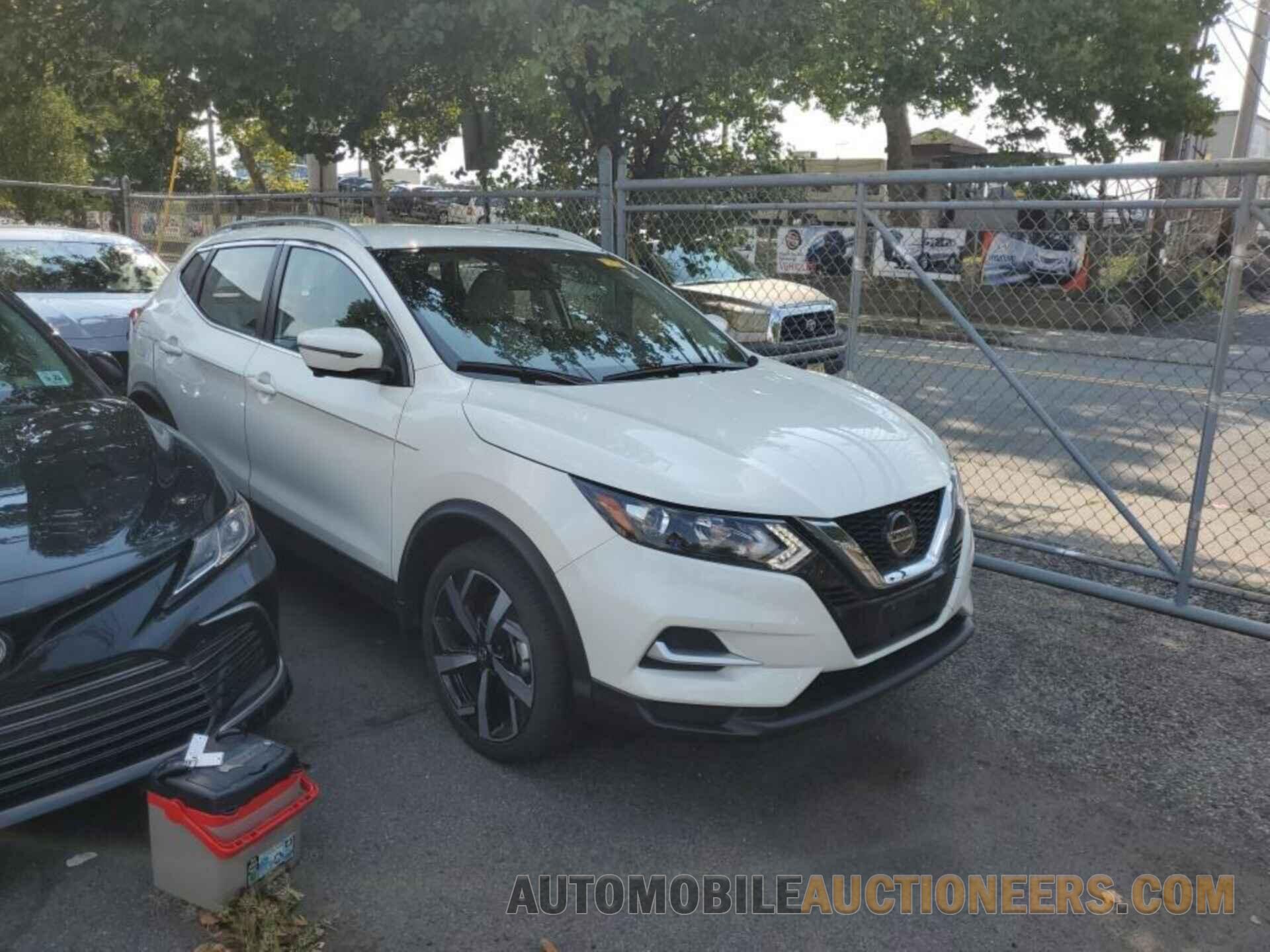 JN1BJ1CWXNW487386 NISSAN ROGUE SPORT 2022