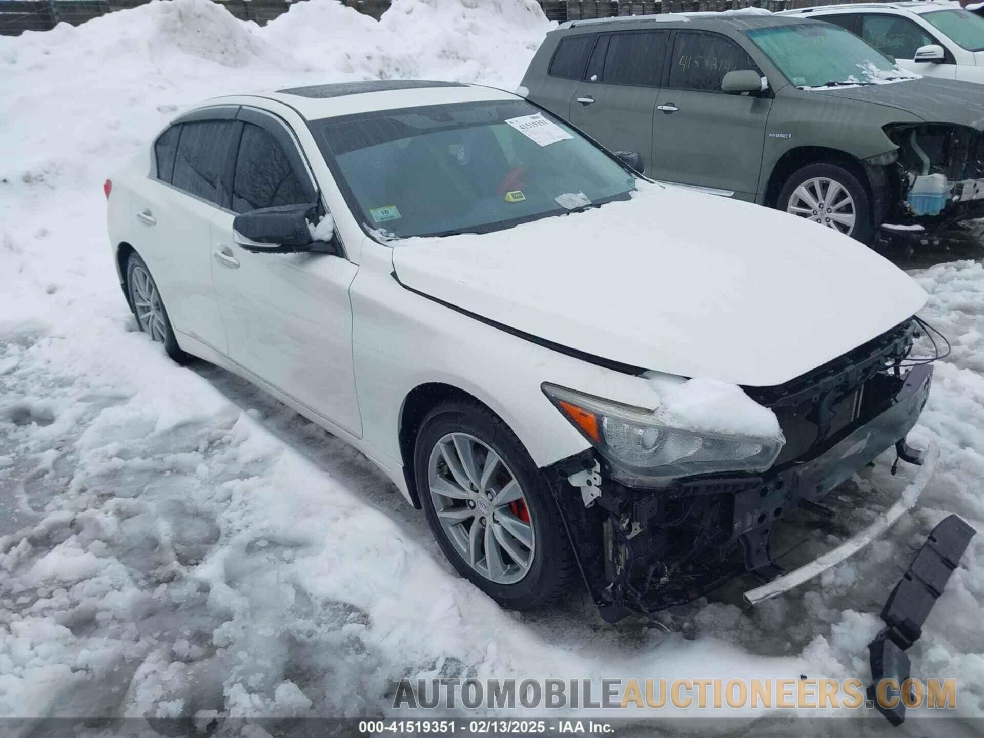 JN1BV7AR1FM392376 INFINITI Q50 2015