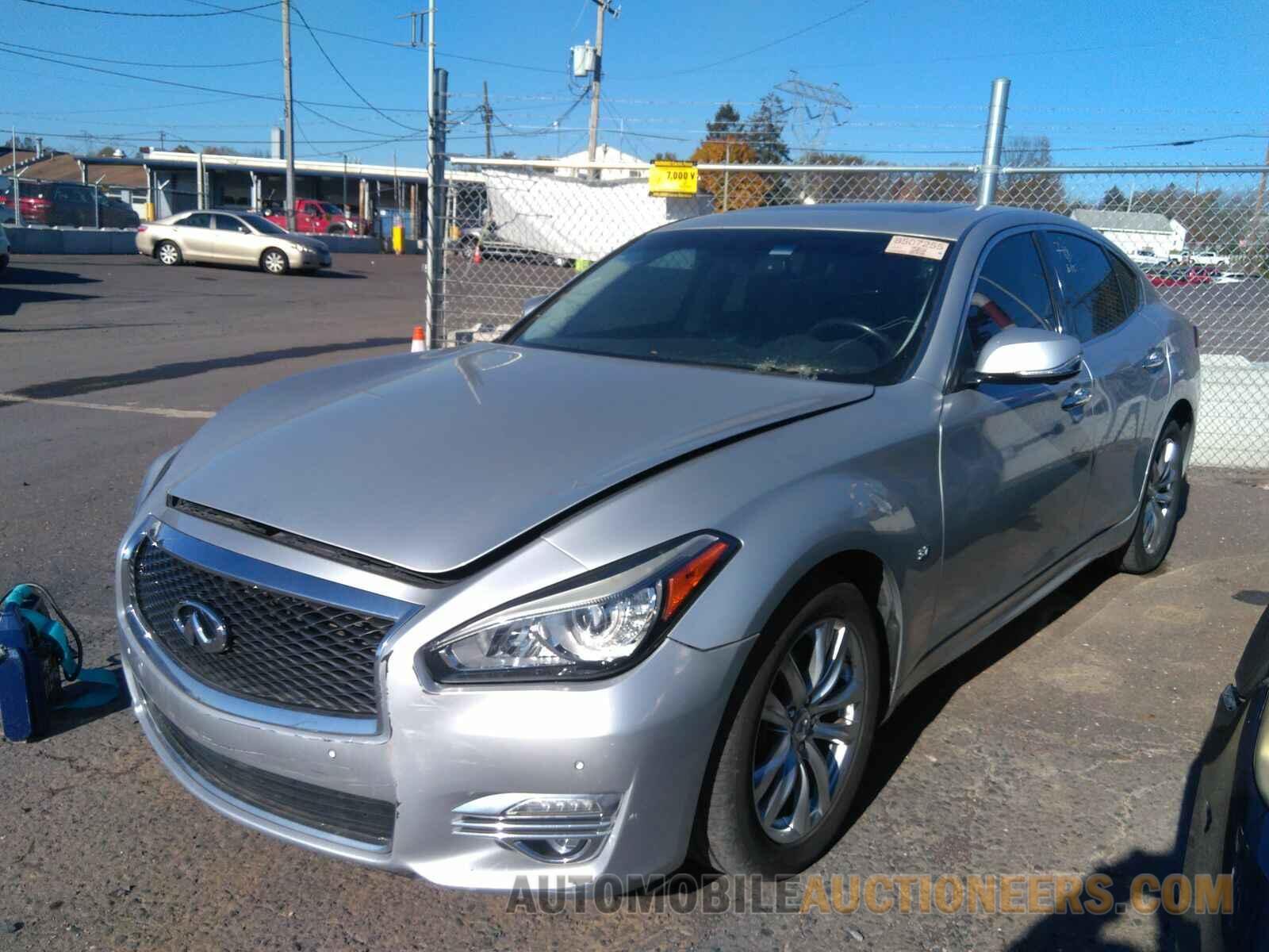 JN1BY1AP8HM741359 INFINITI Q70 2017