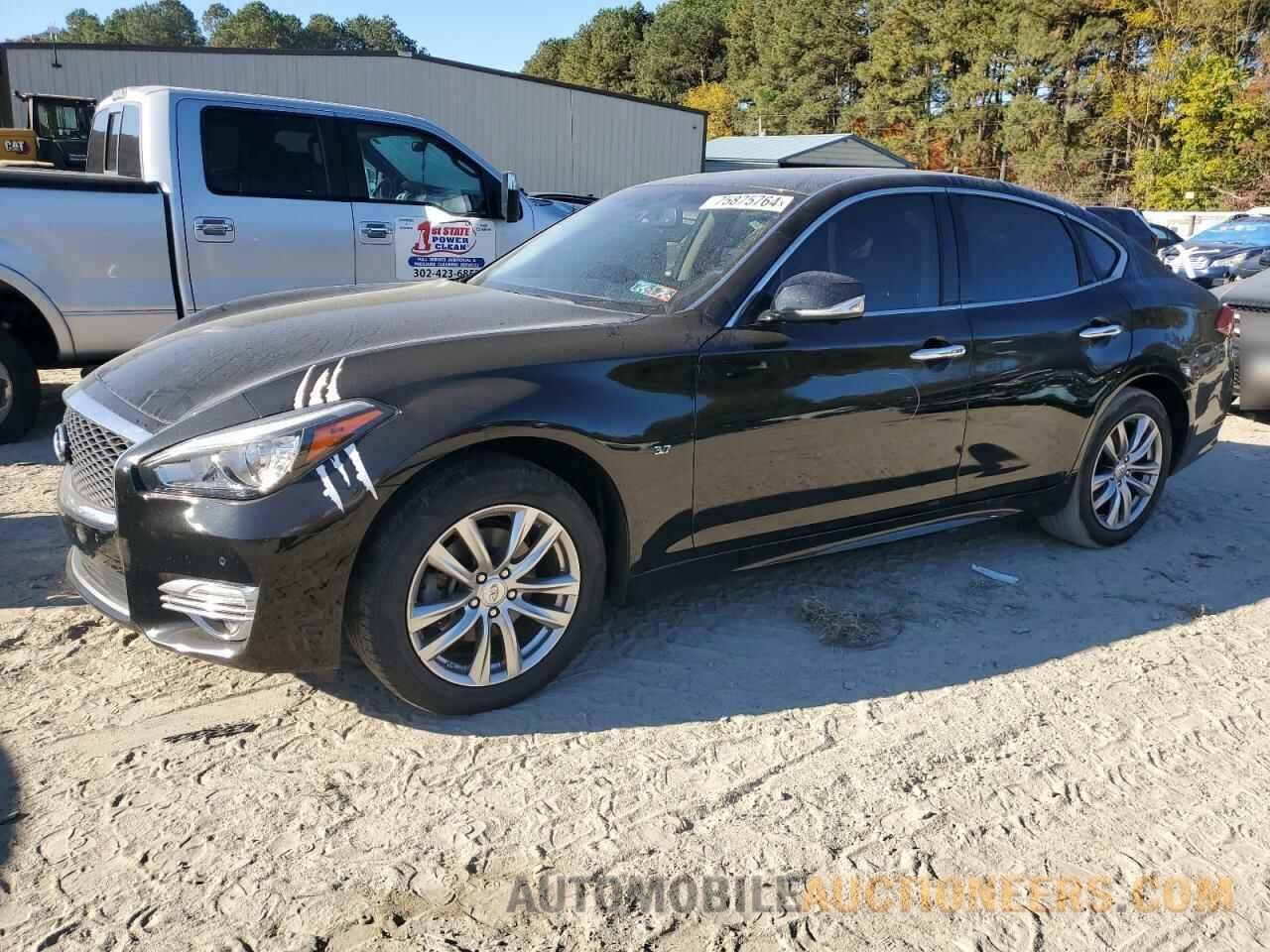 JN1BY1AR9FM561547 INFINITI Q70 2015