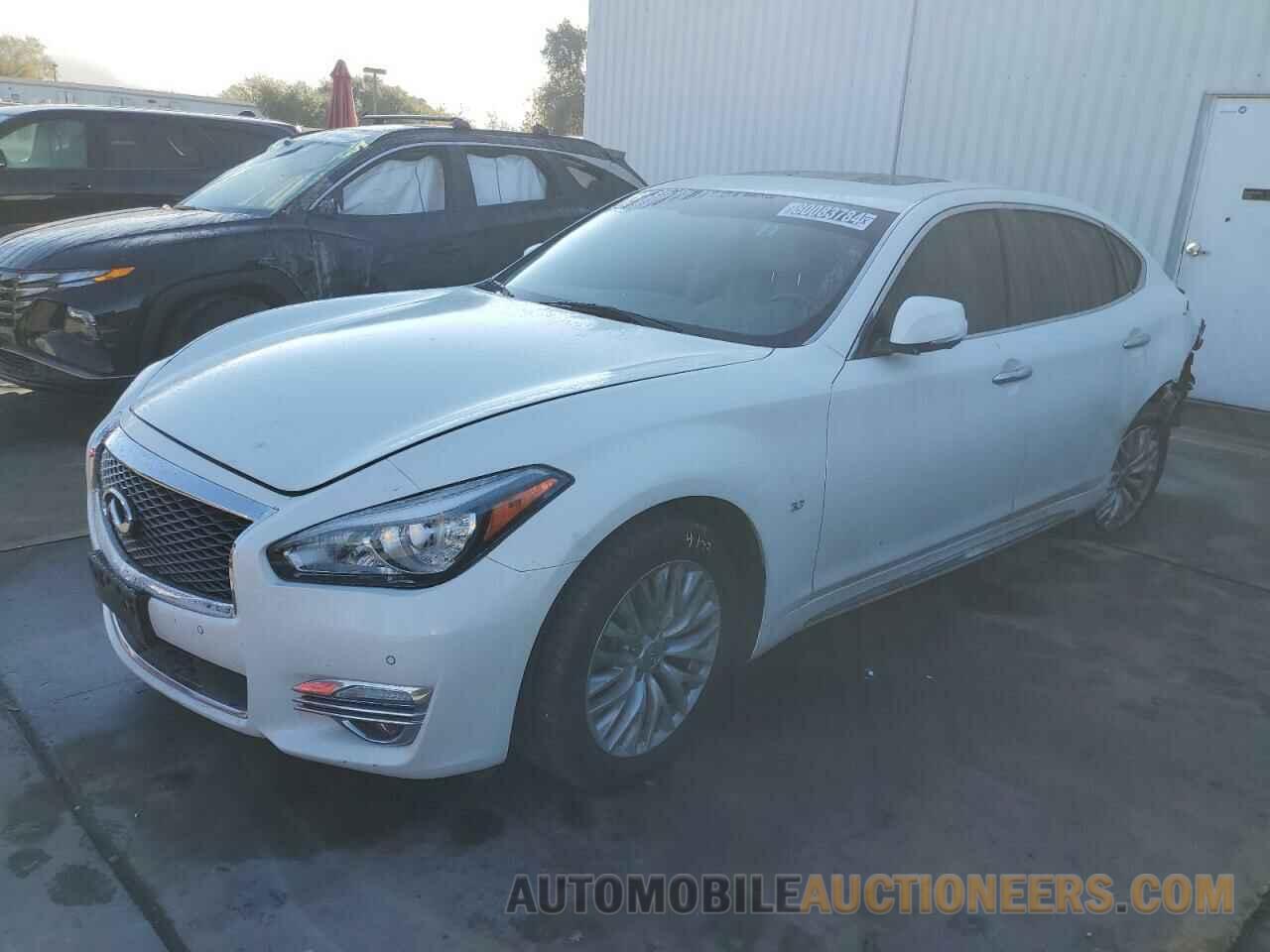 JN1BY1PP1FM600220 INFINITI Q70 2015