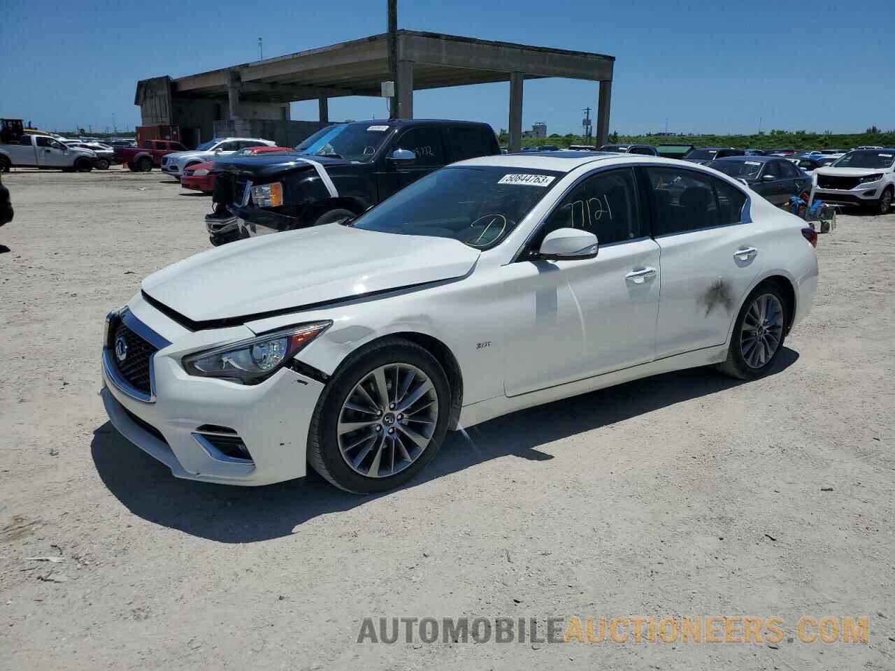 JN1EV7AP0JM363519 INFINITI Q50 2018