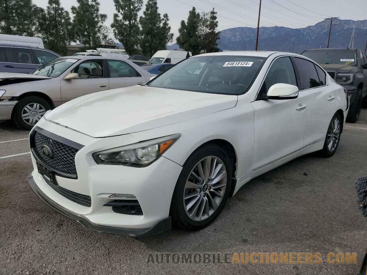 JN1EV7AP0JM590628 INFINITI Q50 2018