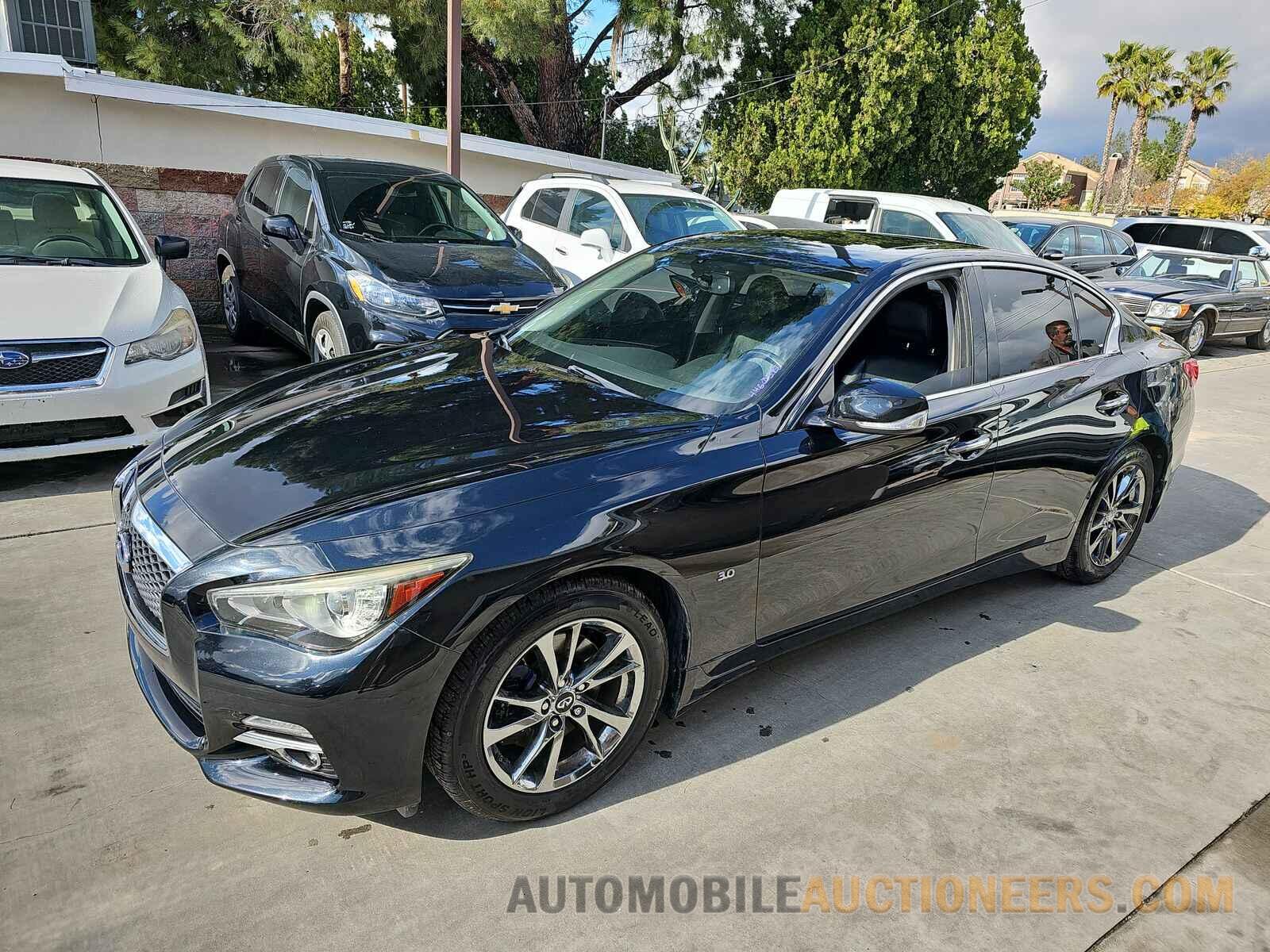 JN1EV7AP1HM744256 INFINITI Q50 2017