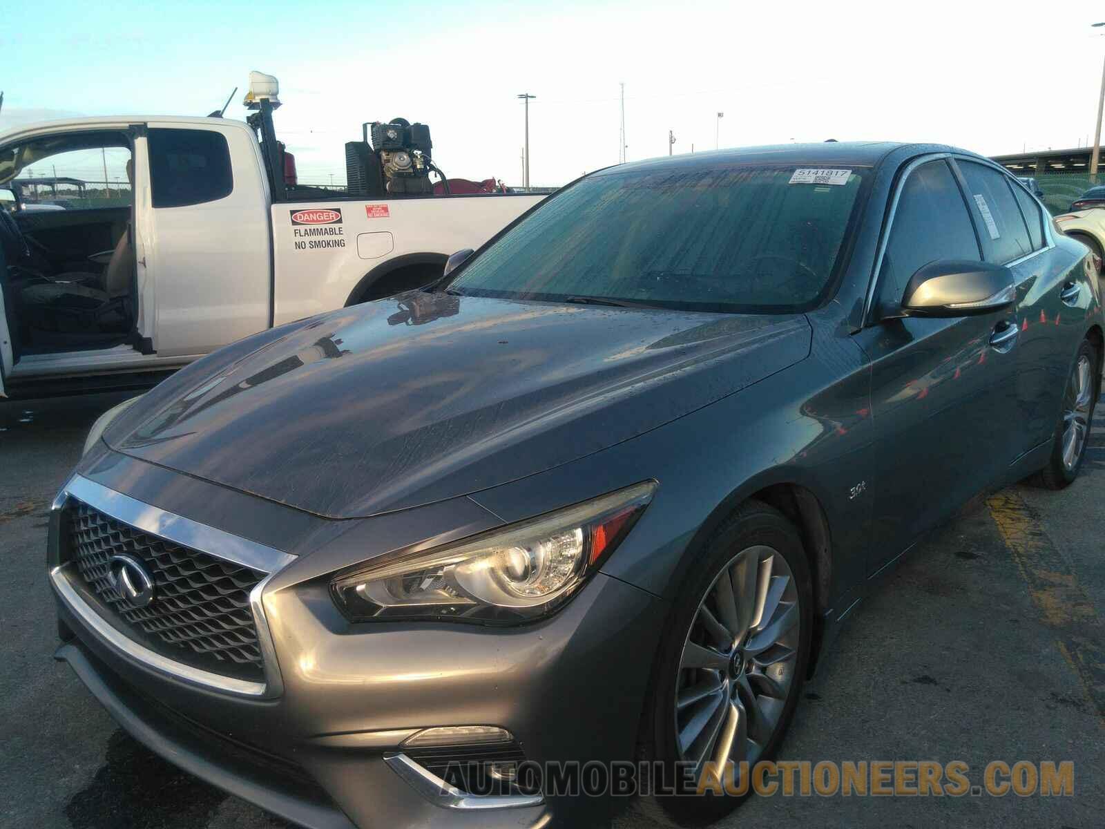 JN1EV7AP1JM362329 INFINITI Q50 2018