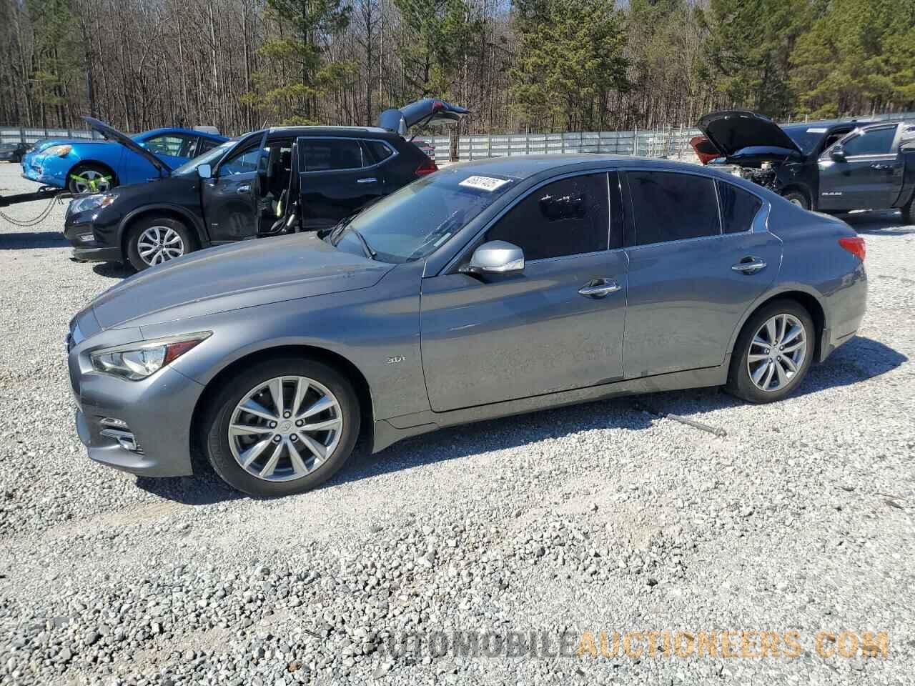 JN1EV7AP3HM742086 INFINITI Q50 2017