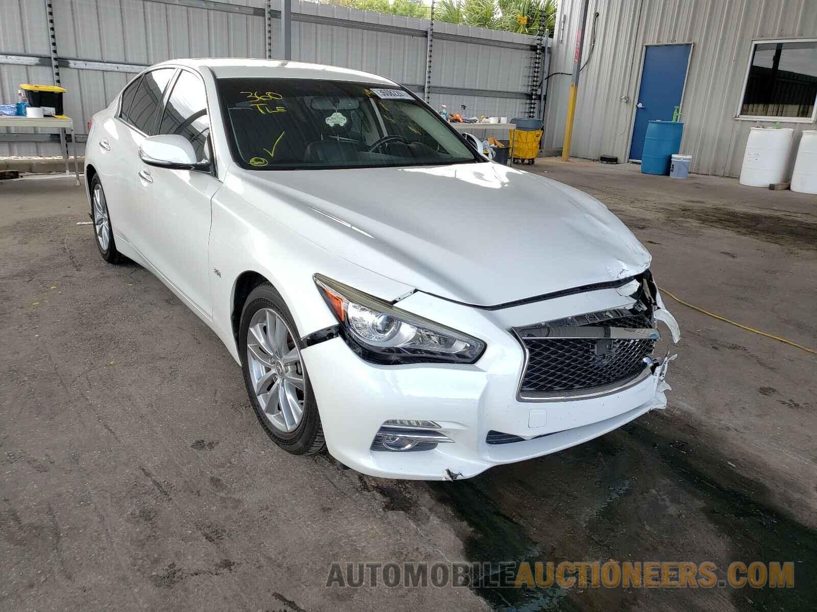 JN1EV7AP4HM732246 INFINITI Q50 2017