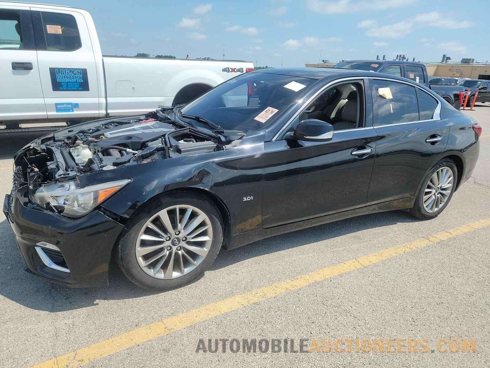 JN1EV7AP5JM353794 INFINITI Q50 2018