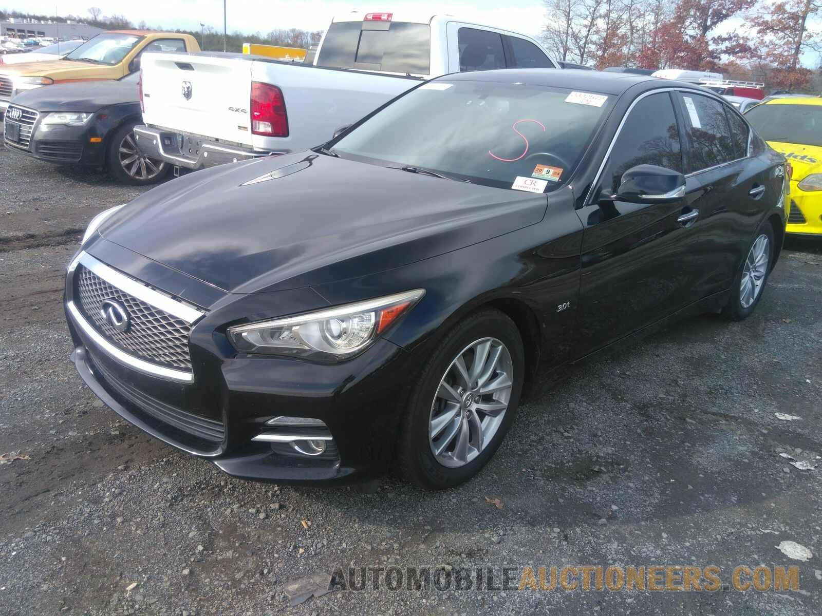 JN1EV7AP6HM735651 INFINITI Q50 2017