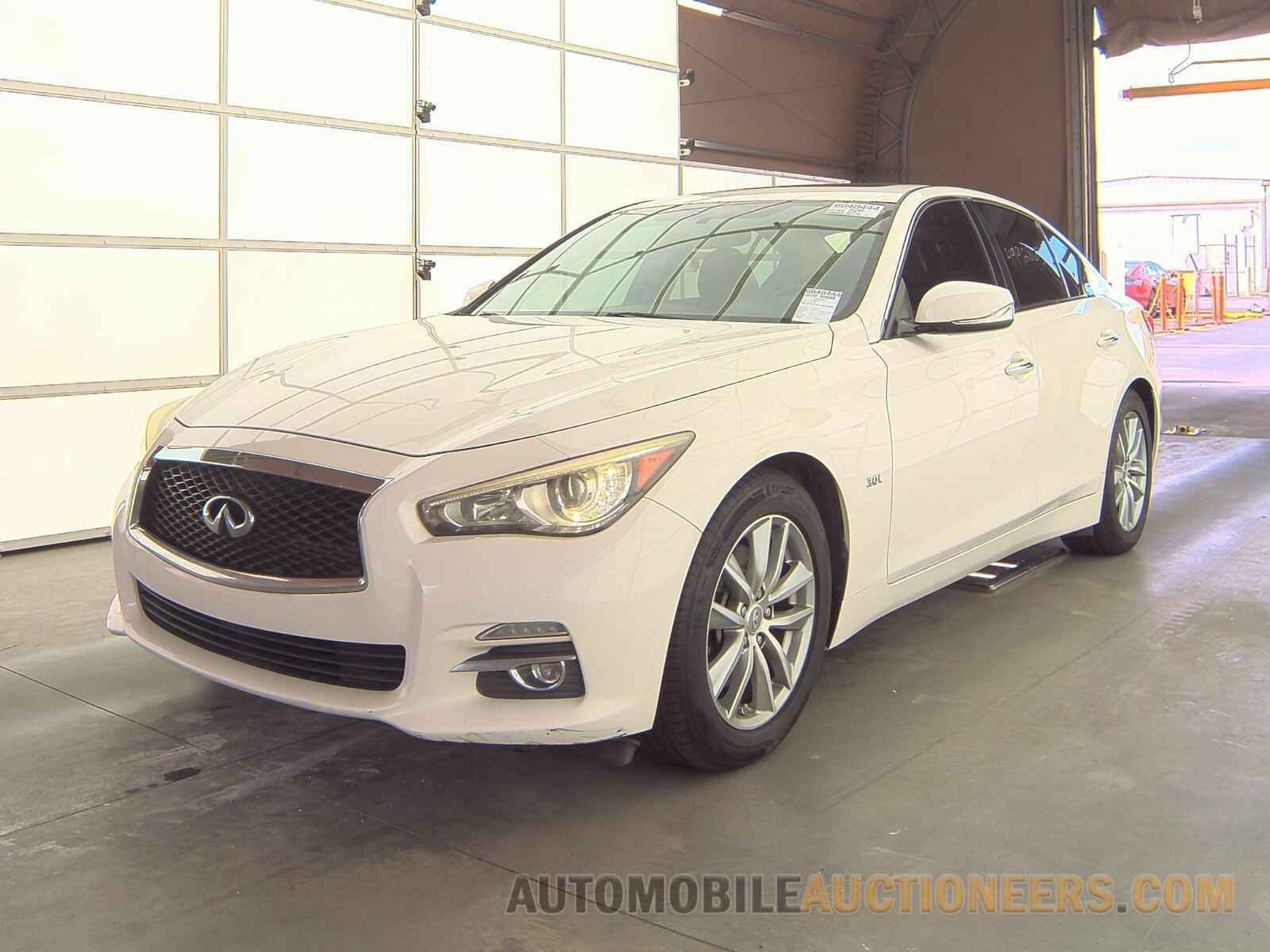 JN1EV7AP7HM732368 INFINITI Q50 2017