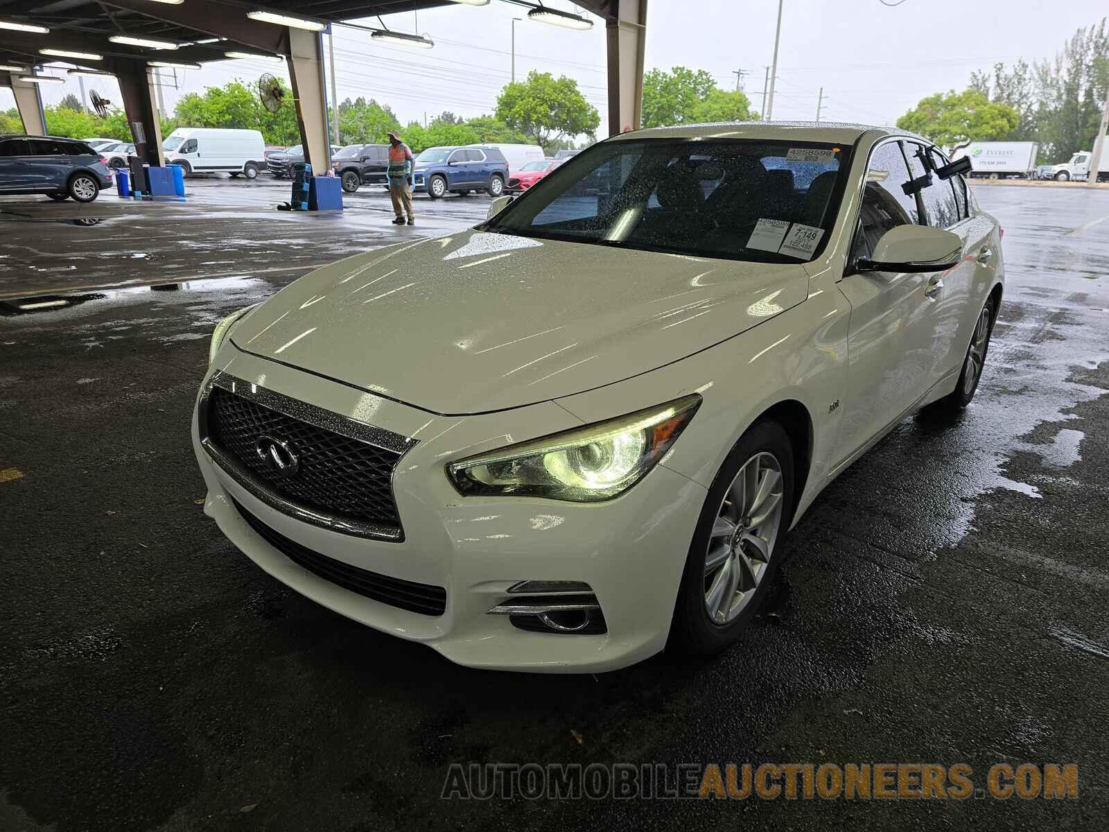 JN1EV7AP8HM738082 INFINITI Q50 2017