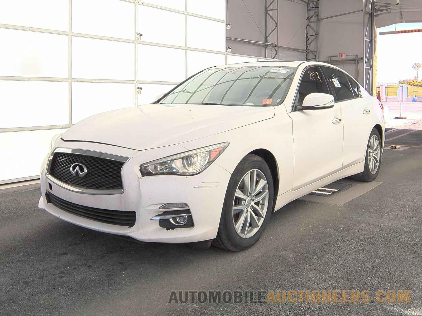 JN1EV7AR0GM346651 INFINITI Q50 2016