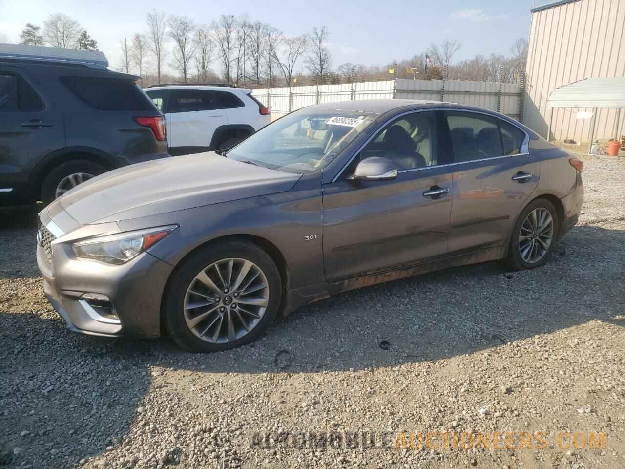 JN1EV7AR1JM433689 INFINITI Q50 2018