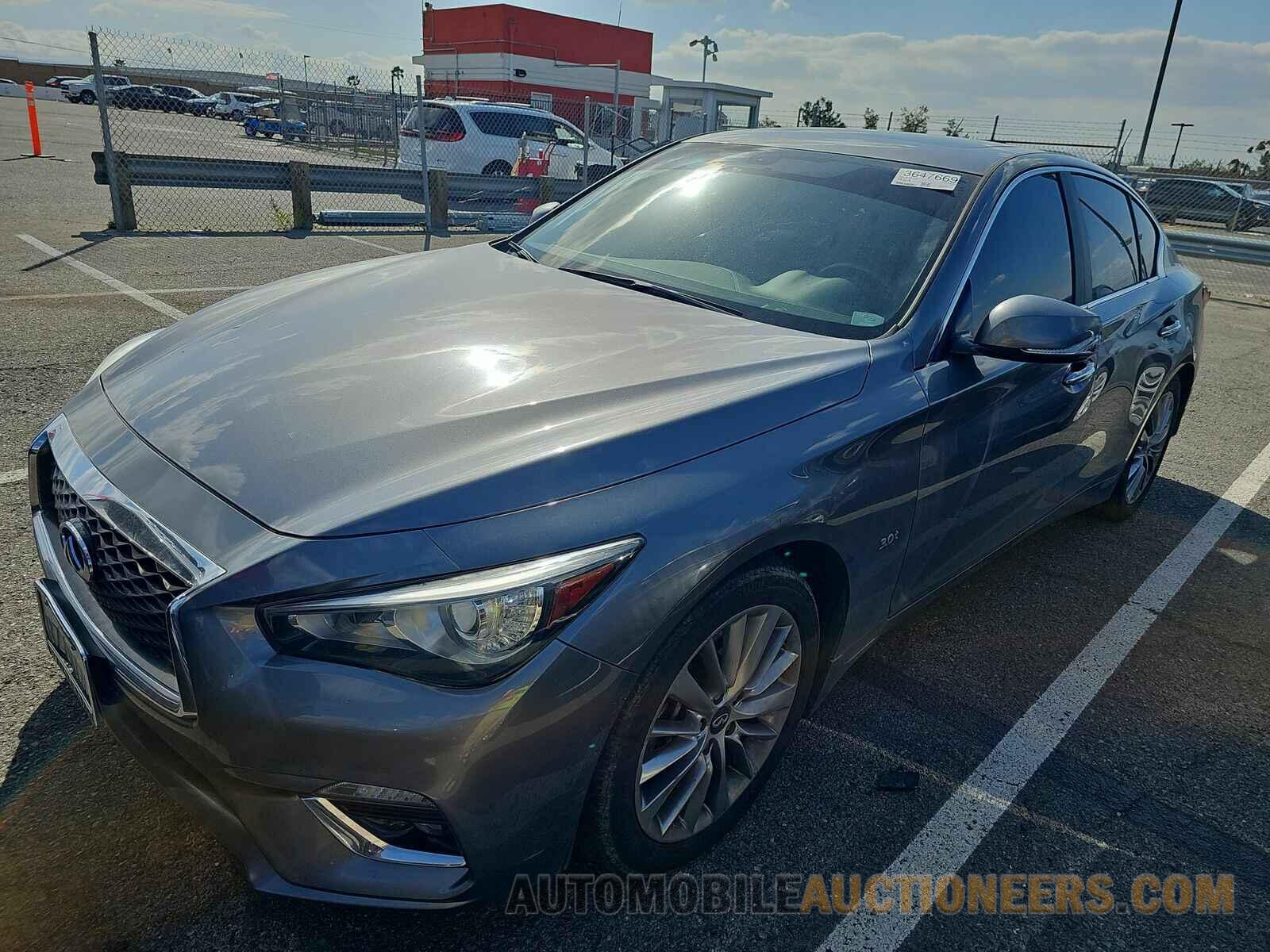 JN1EV7AR3KM555388 INFINITI Q50 2019