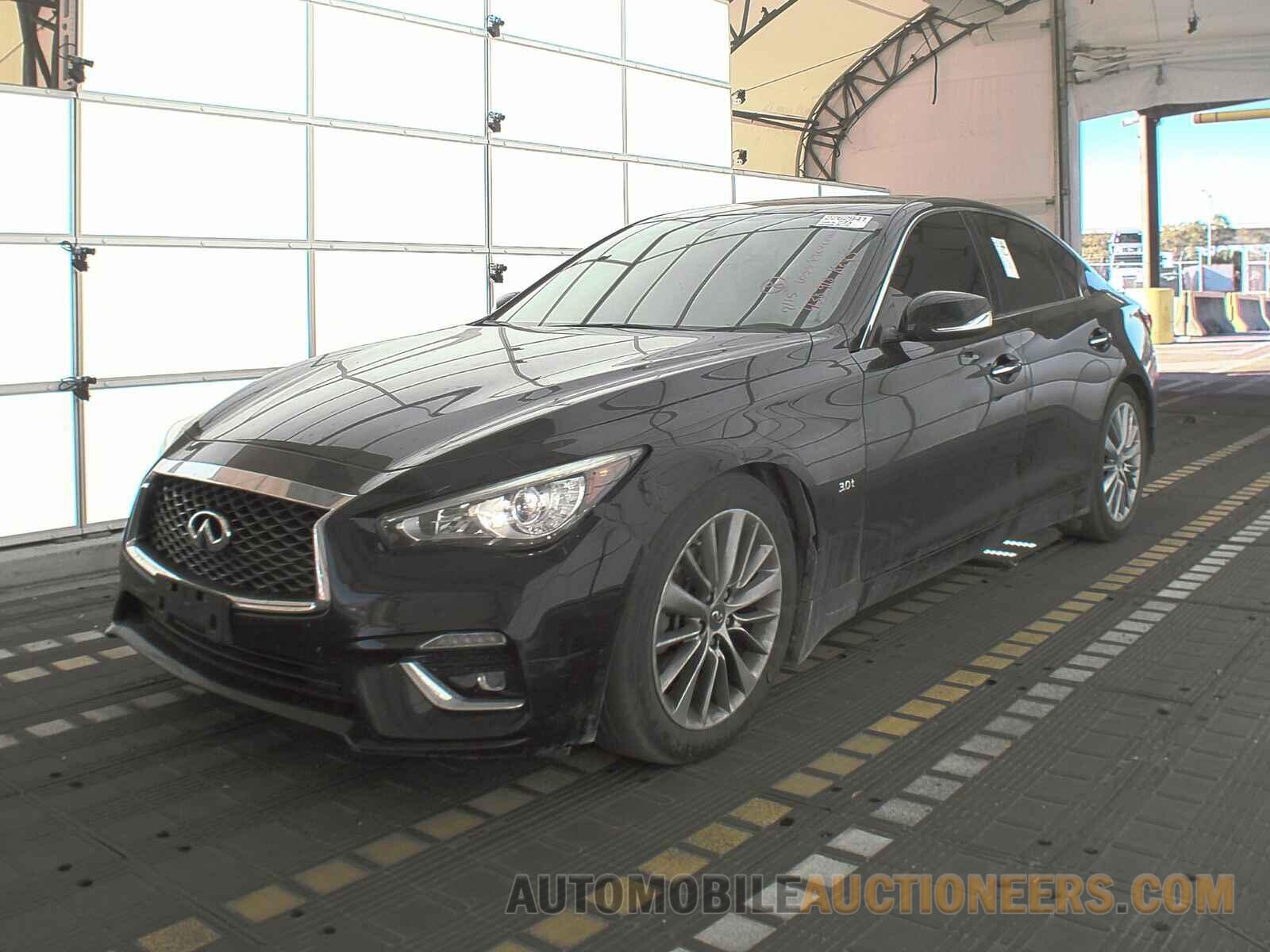 JN1EV7AR4JM438918 INFINITI Q50 2018