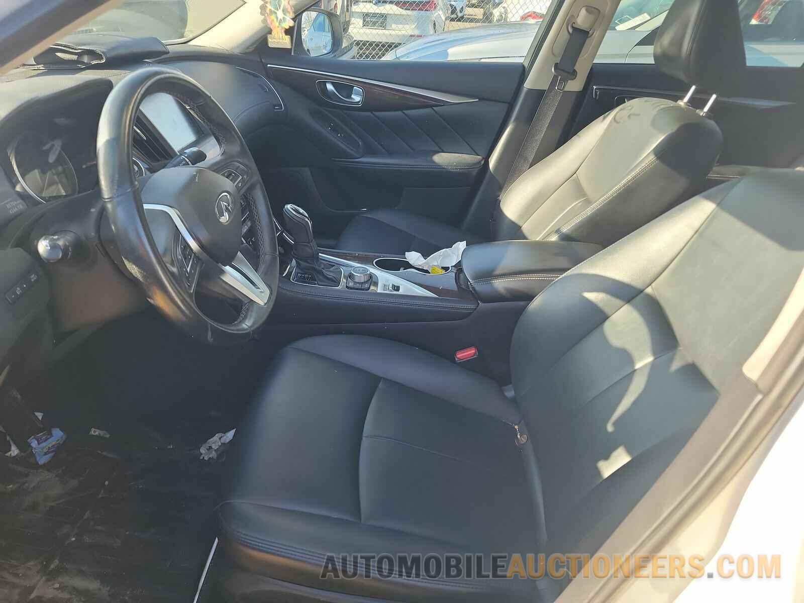 JN1EV7AR5KM552041 INFINITI Q50 2019