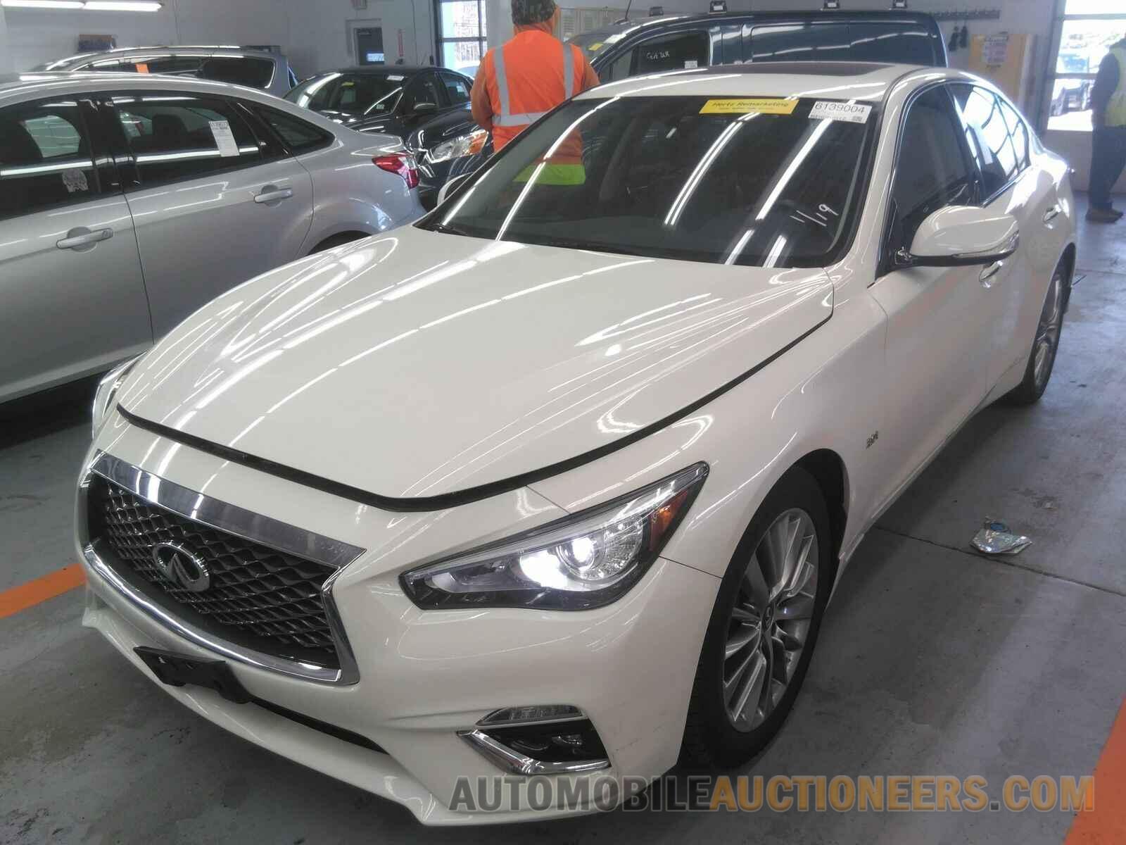 JN1EV7AR6JM436815 INFINITI Q50 2018