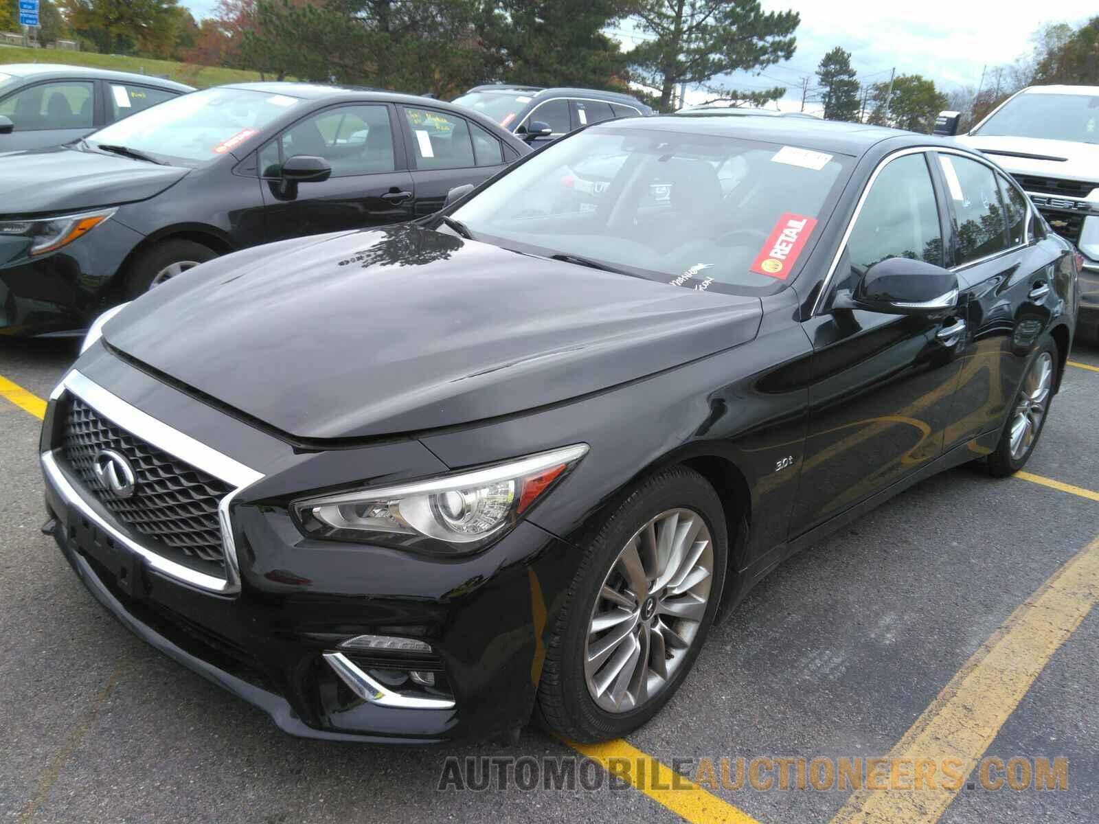 JN1EV7AR7JM430778 INFINITI Q50 2018