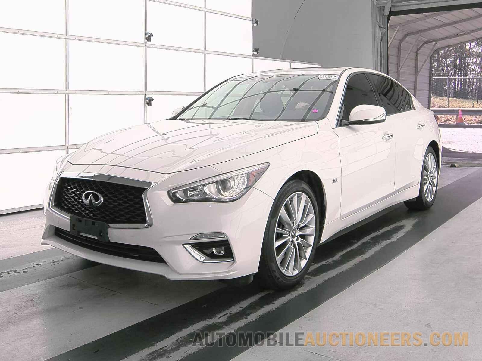 JN1EV7AR7JM440730 INFINITI Q50 2018