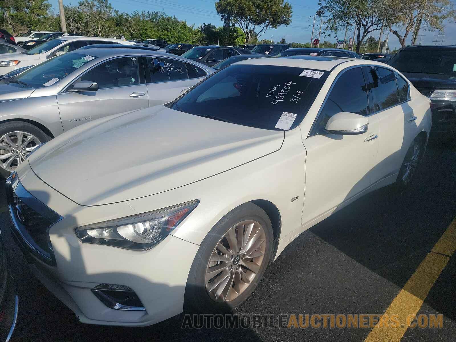 JN1EV7AR9JM439904 INFINITI Q50 2018