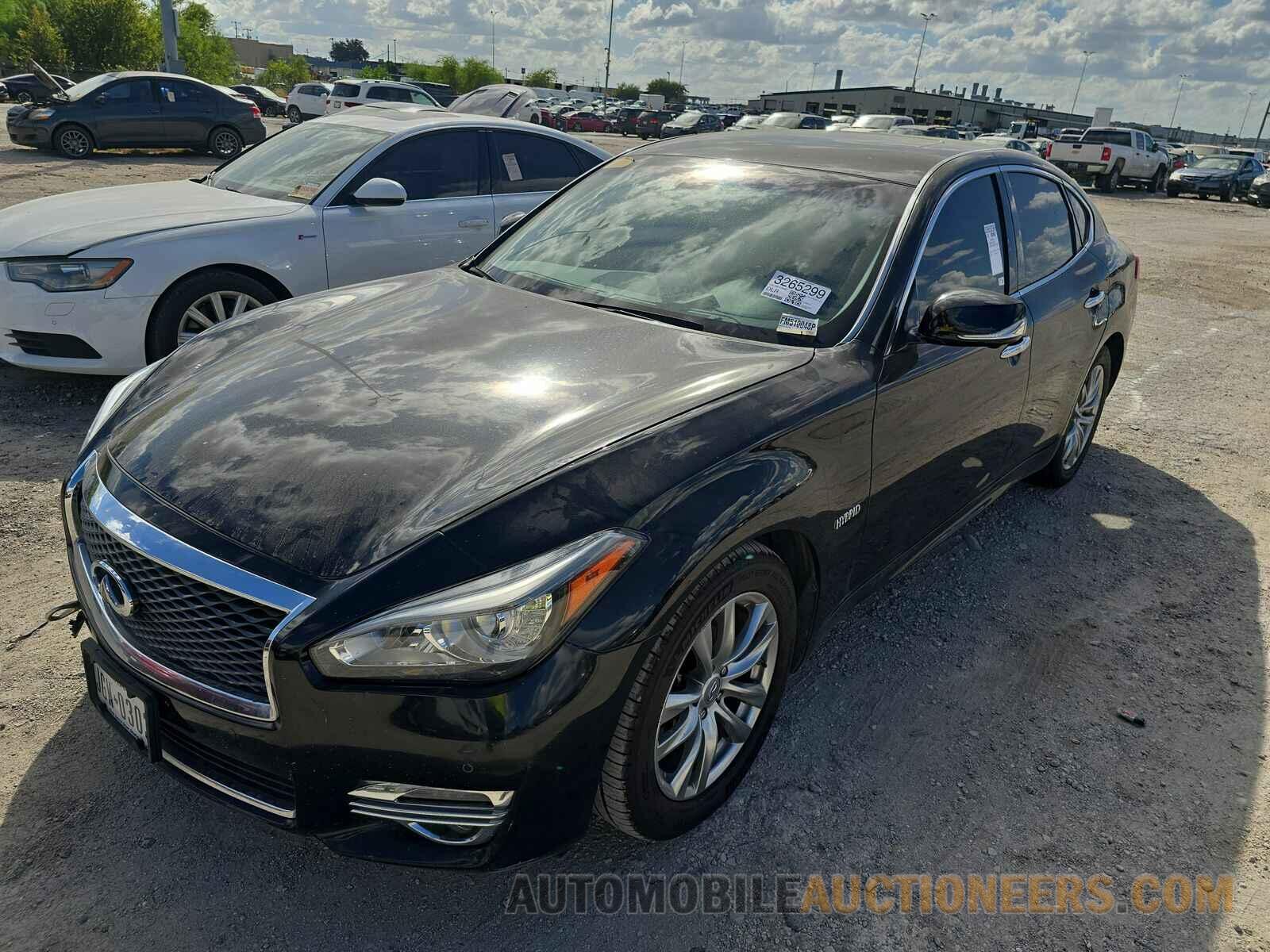 JN1EY1AP6FM510048 INFINITI Q70 2015