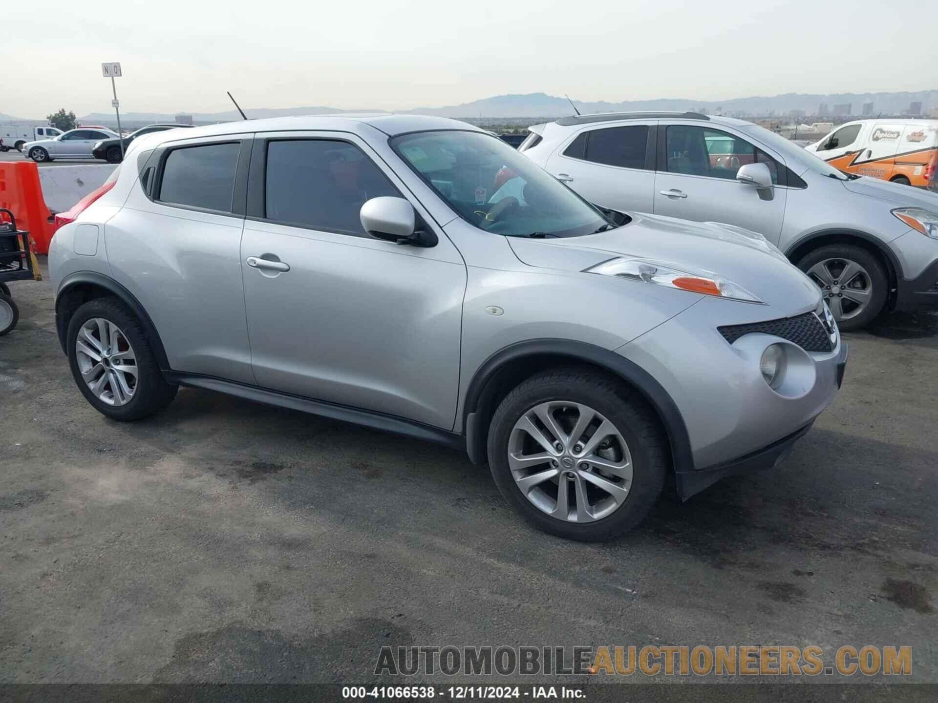 JN8AF5MR4DT213504 NISSAN JUKE 2013