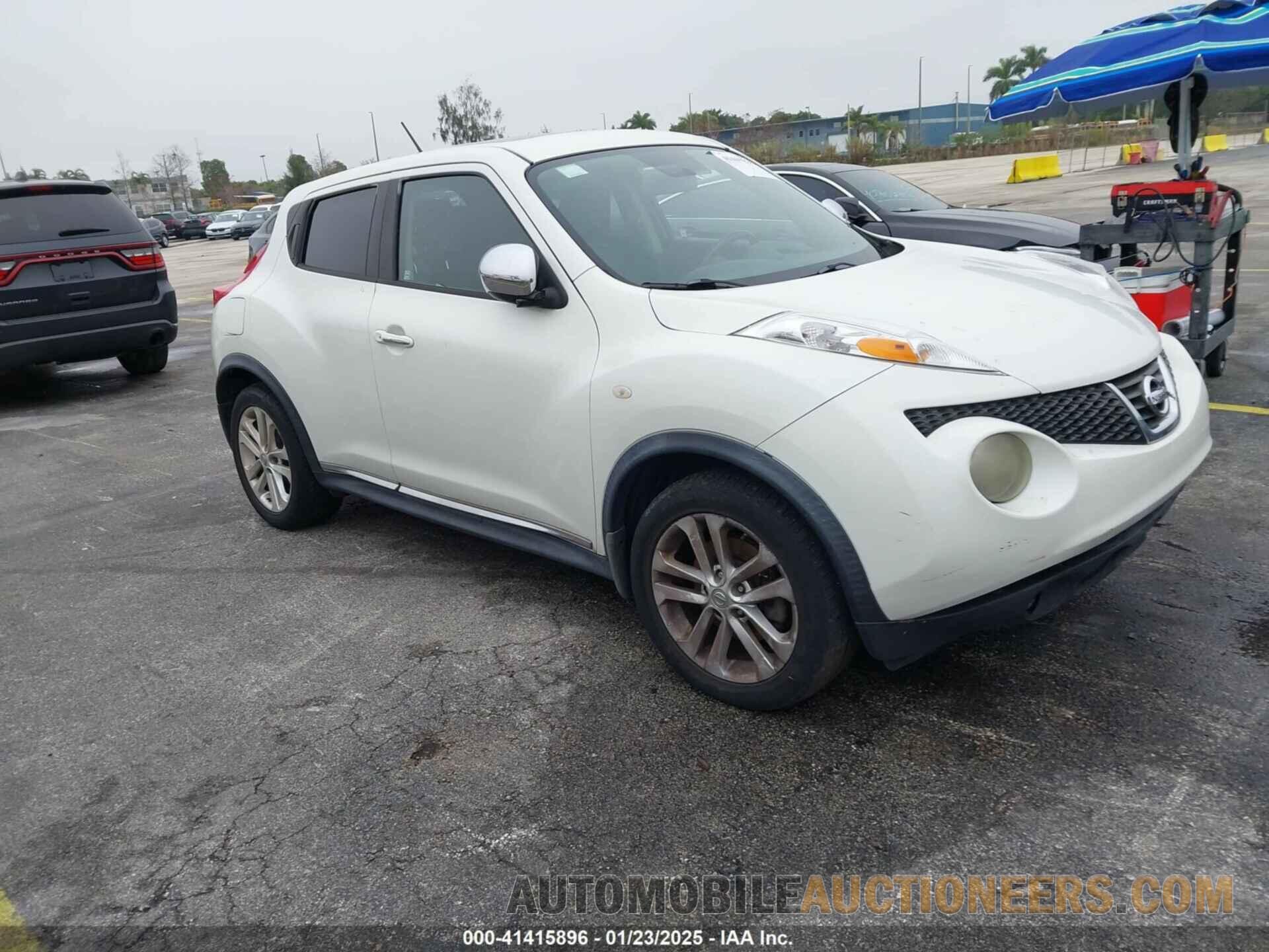 JN8AF5MR9DT202739 NISSAN JUKE 2013