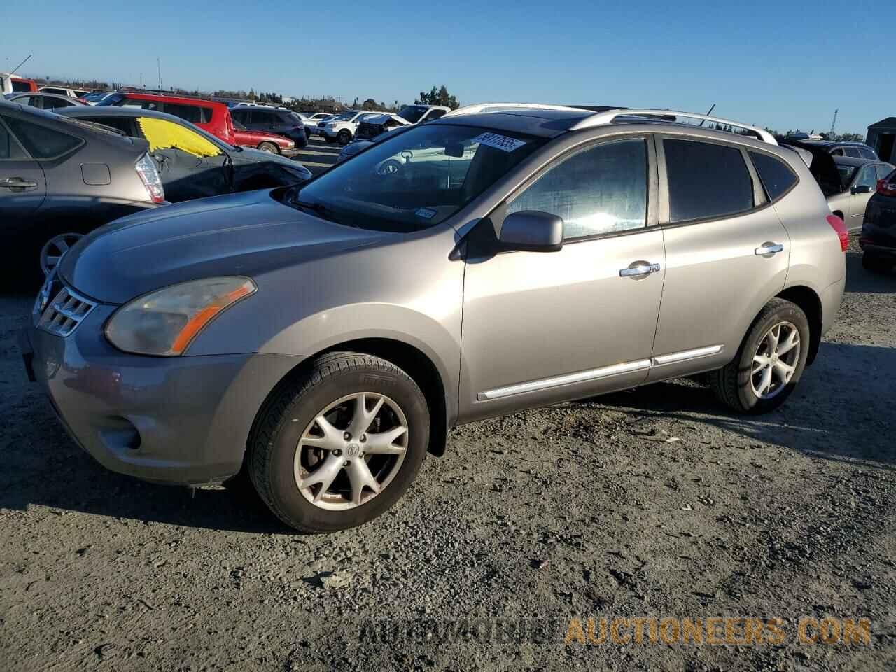 JN8AS5MT0BW165826 NISSAN ROGUE 2011