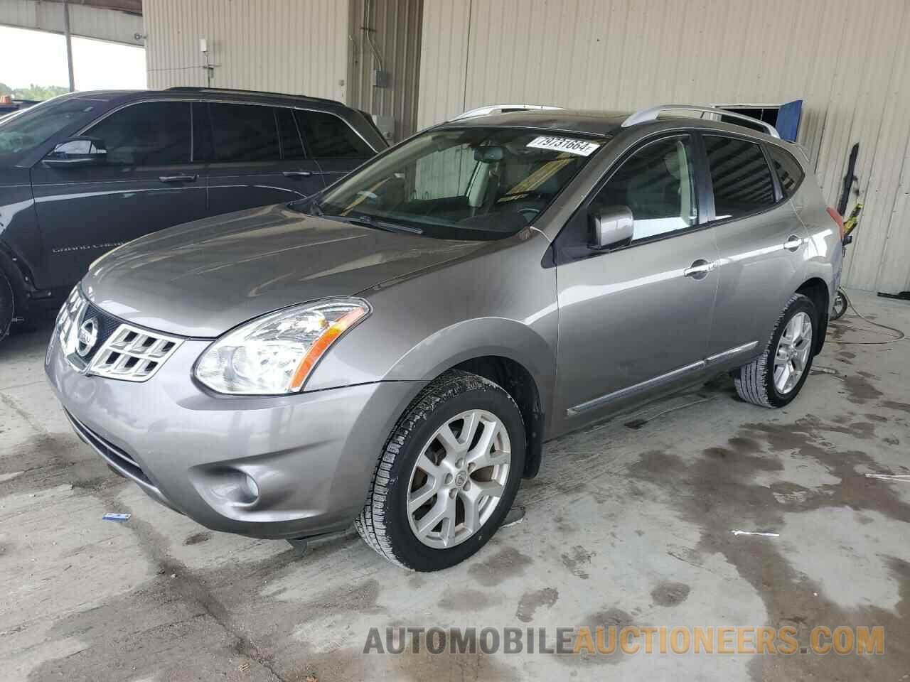 JN8AS5MT1DW003982 NISSAN ROGUE 2013