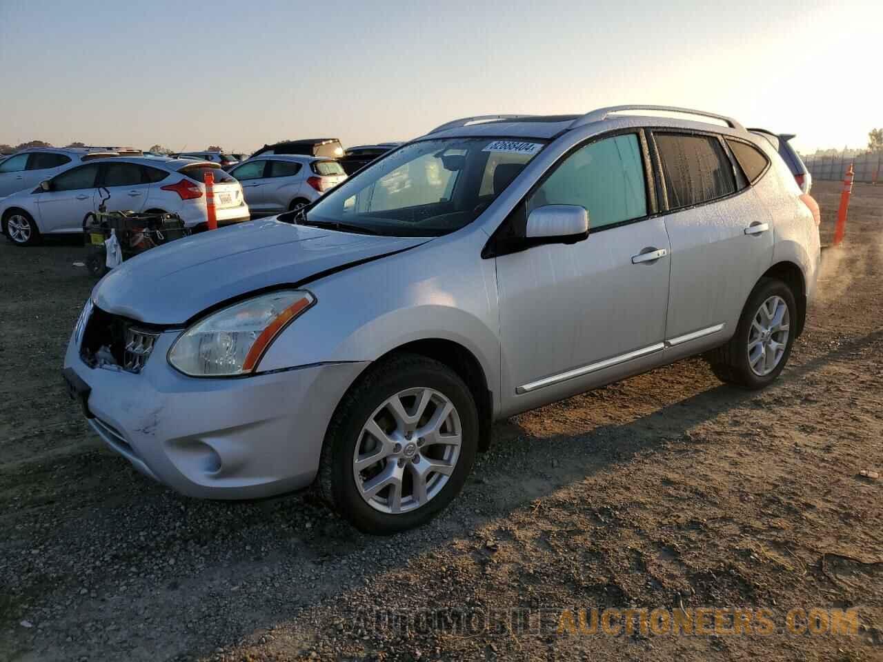 JN8AS5MT2CW271132 NISSAN ROGUE 2012