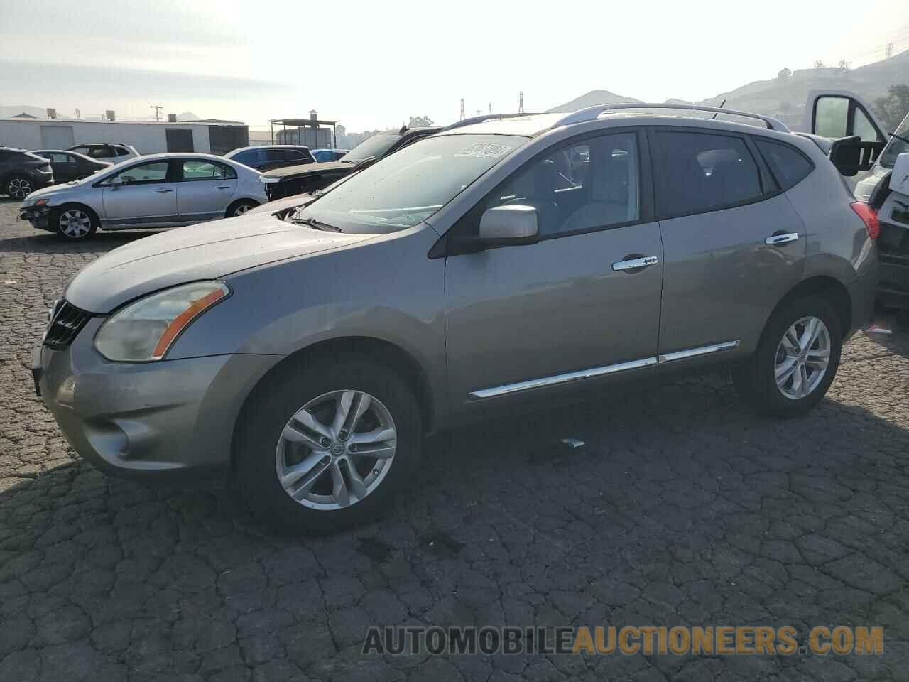 JN8AS5MT2DW502256 NISSAN ROGUE 2013