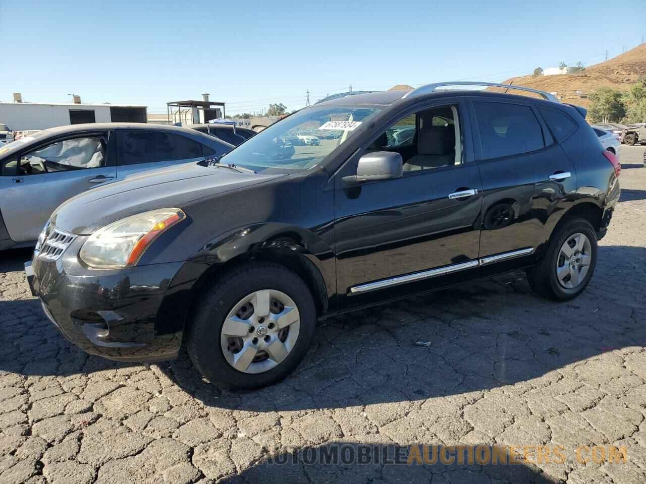 JN8AS5MT2FW152842 NISSAN ROGUE 2015