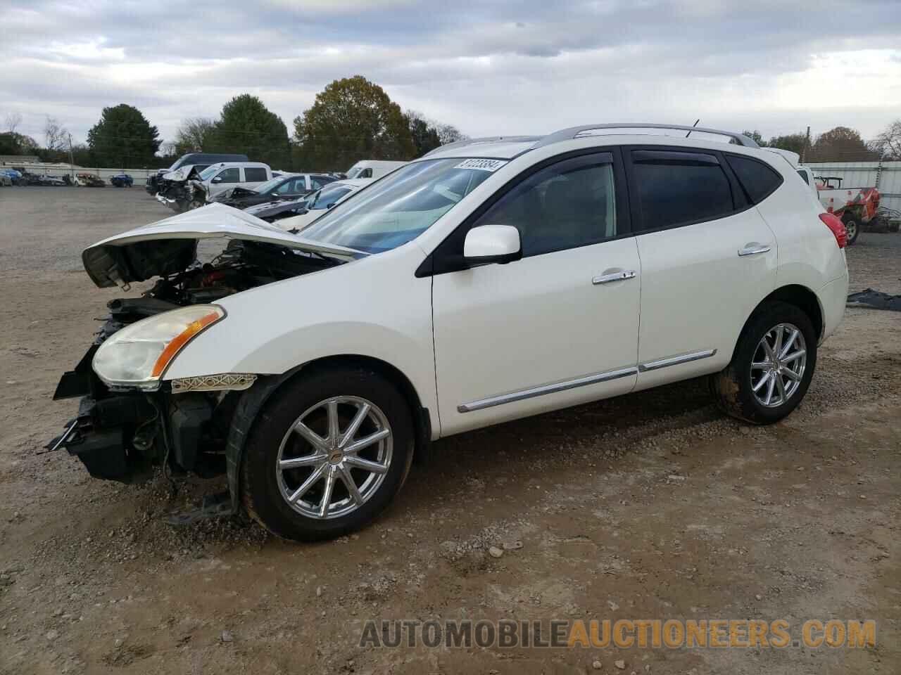 JN8AS5MT5DW506737 NISSAN ROGUE 2013