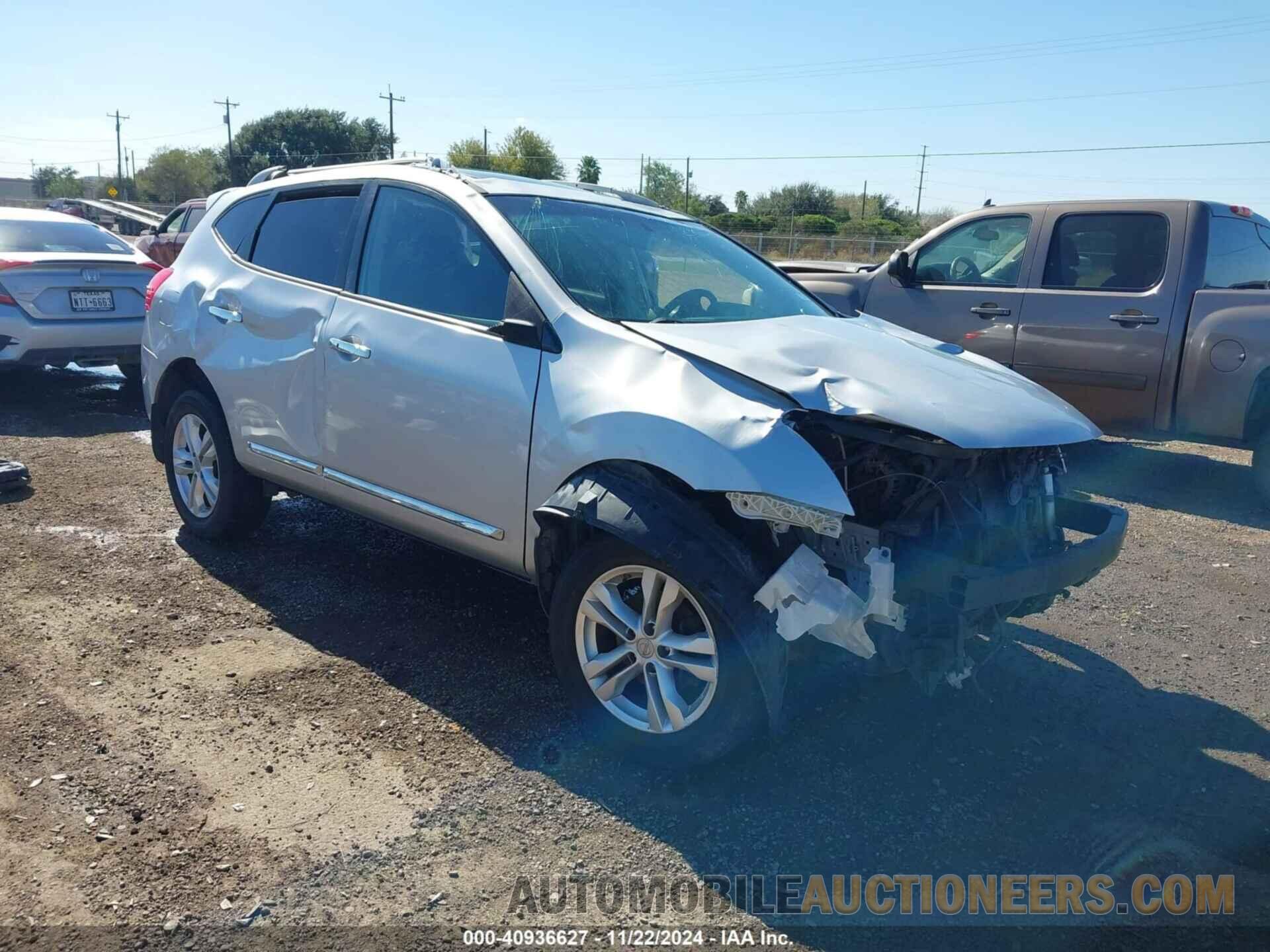 JN8AS5MT7DW537066 NISSAN ROGUE 2013