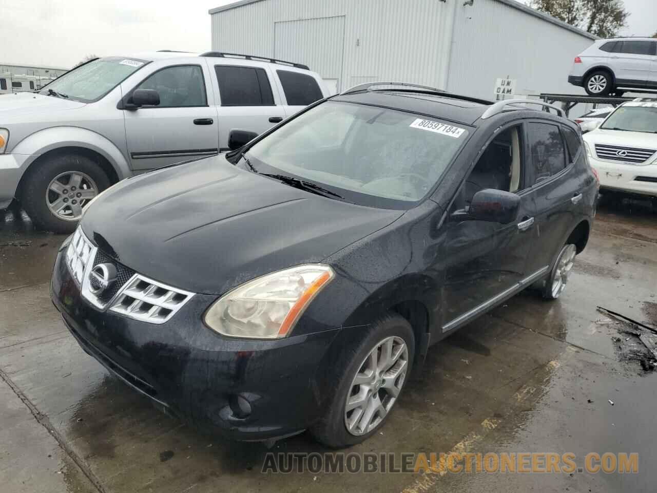 JN8AS5MT8DW516937 NISSAN ROGUE 2013