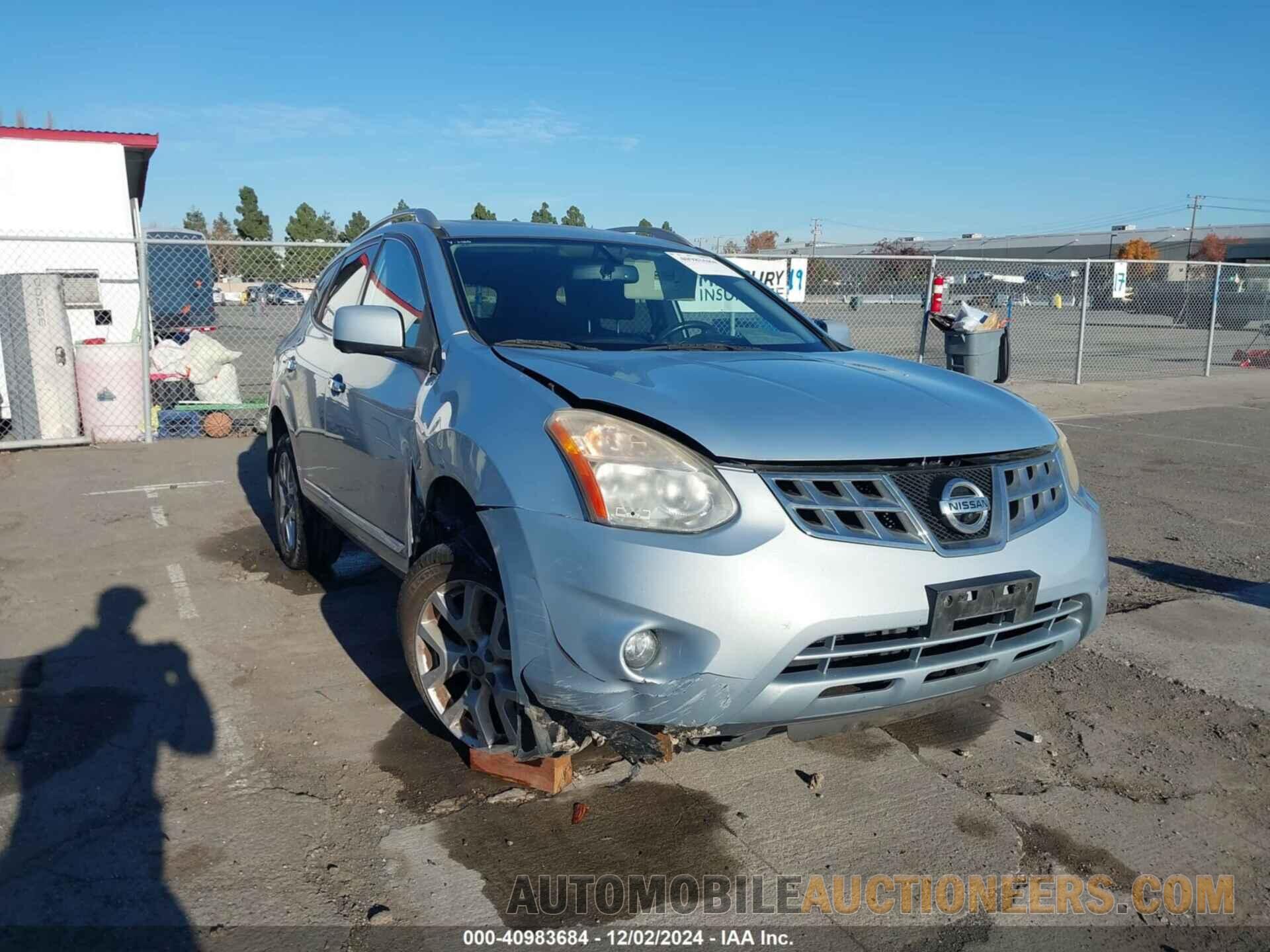 JN8AS5MTXCW267264 NISSAN ROGUE 2012