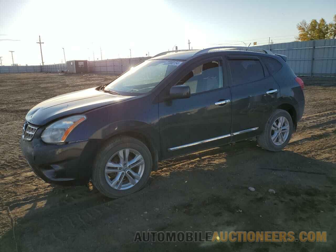 JN8AS5MV2DW633933 NISSAN ROGUE 2013