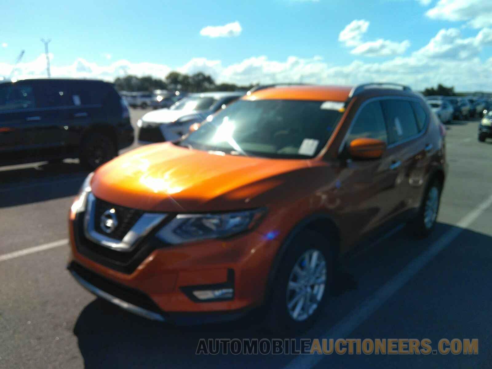 JN8AT2MT0HW147993 Nissan Rogue 2017