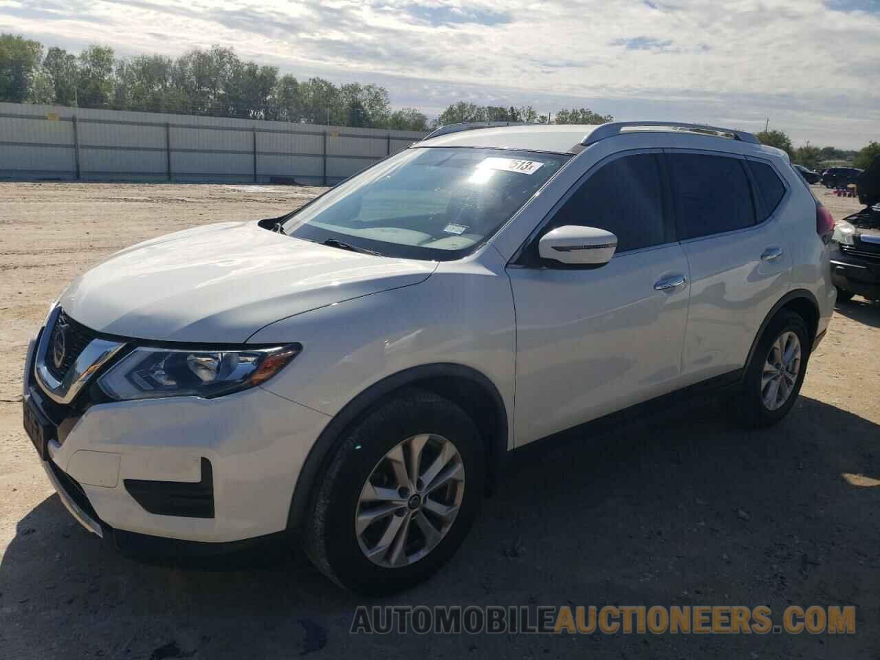 JN8AT2MT0JW469684 NISSAN ROGUE 2018