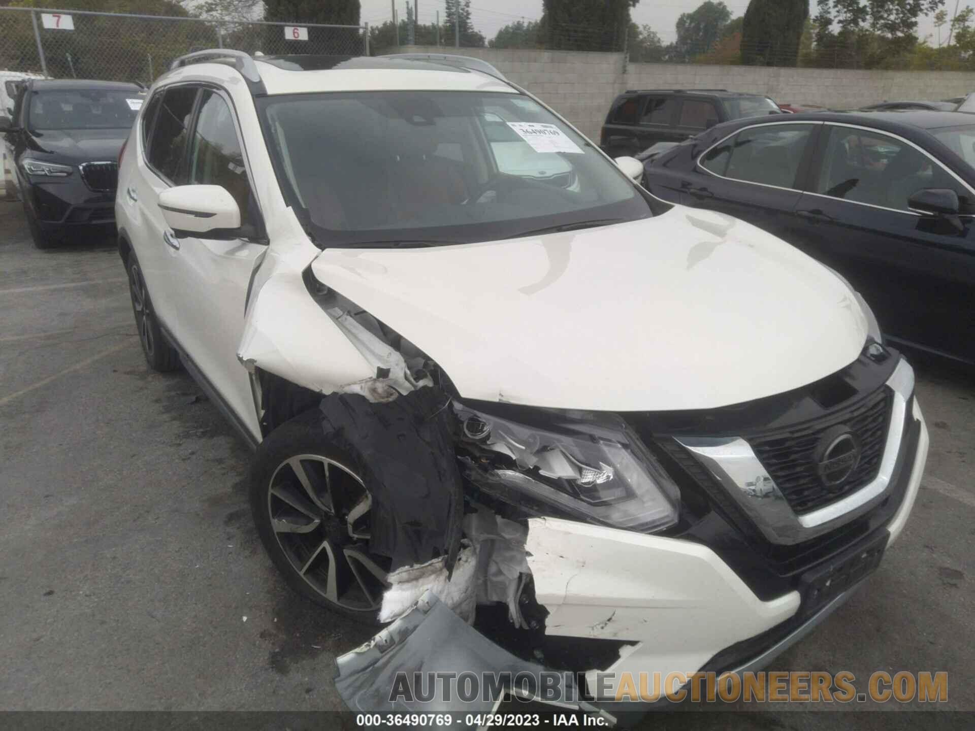 JN8AT2MT0JW469894 NISSAN ROGUE 2018