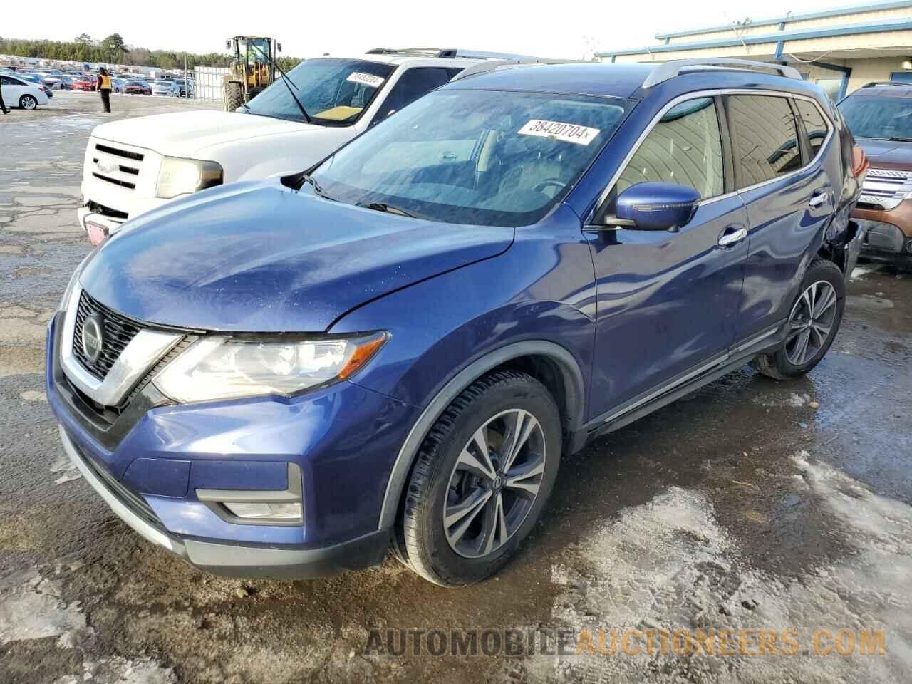 JN8AT2MT1JW455096 NISSAN ROGUE 2018