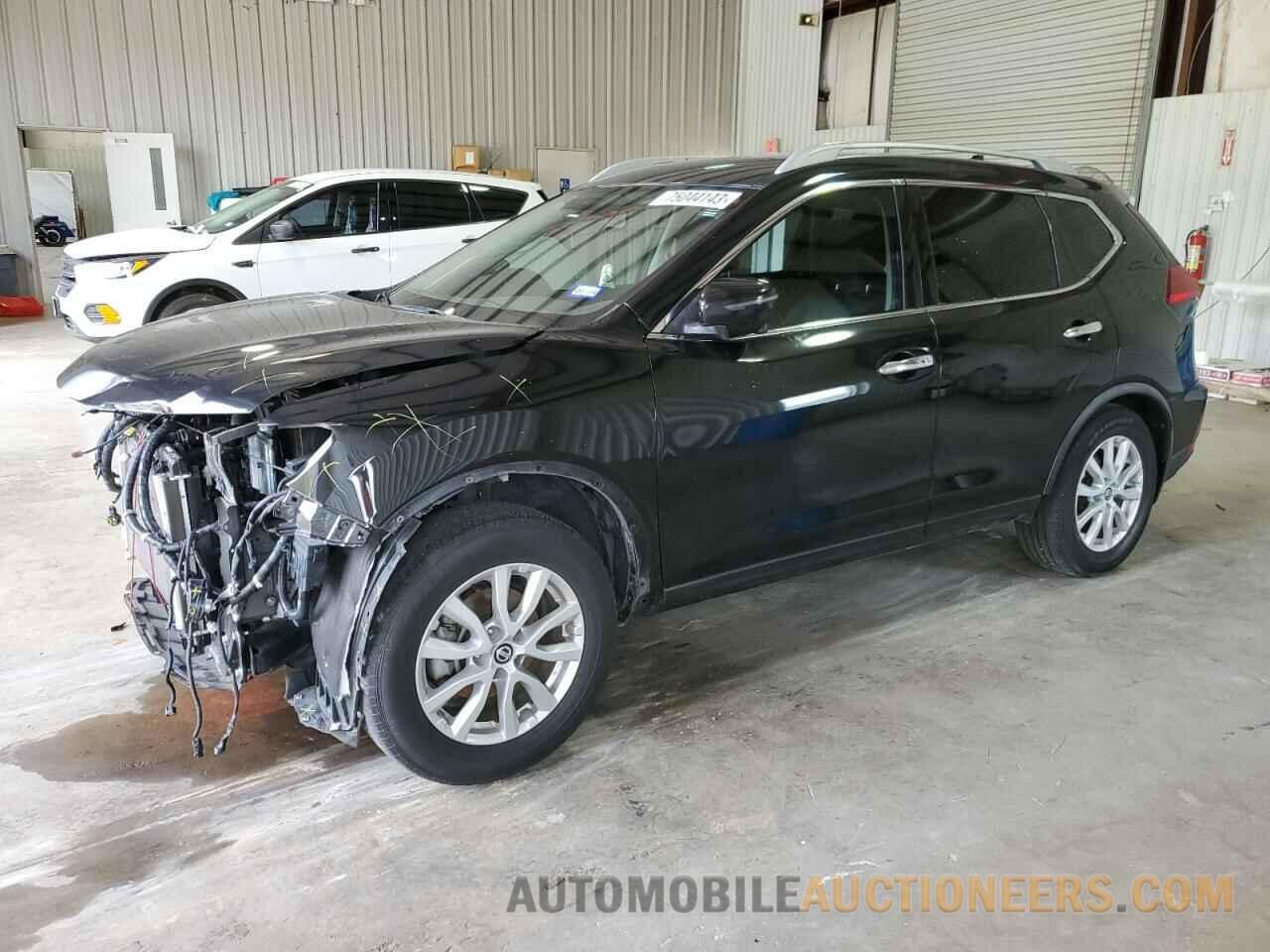 JN8AT2MT2JW451560 NISSAN ROGUE 2018