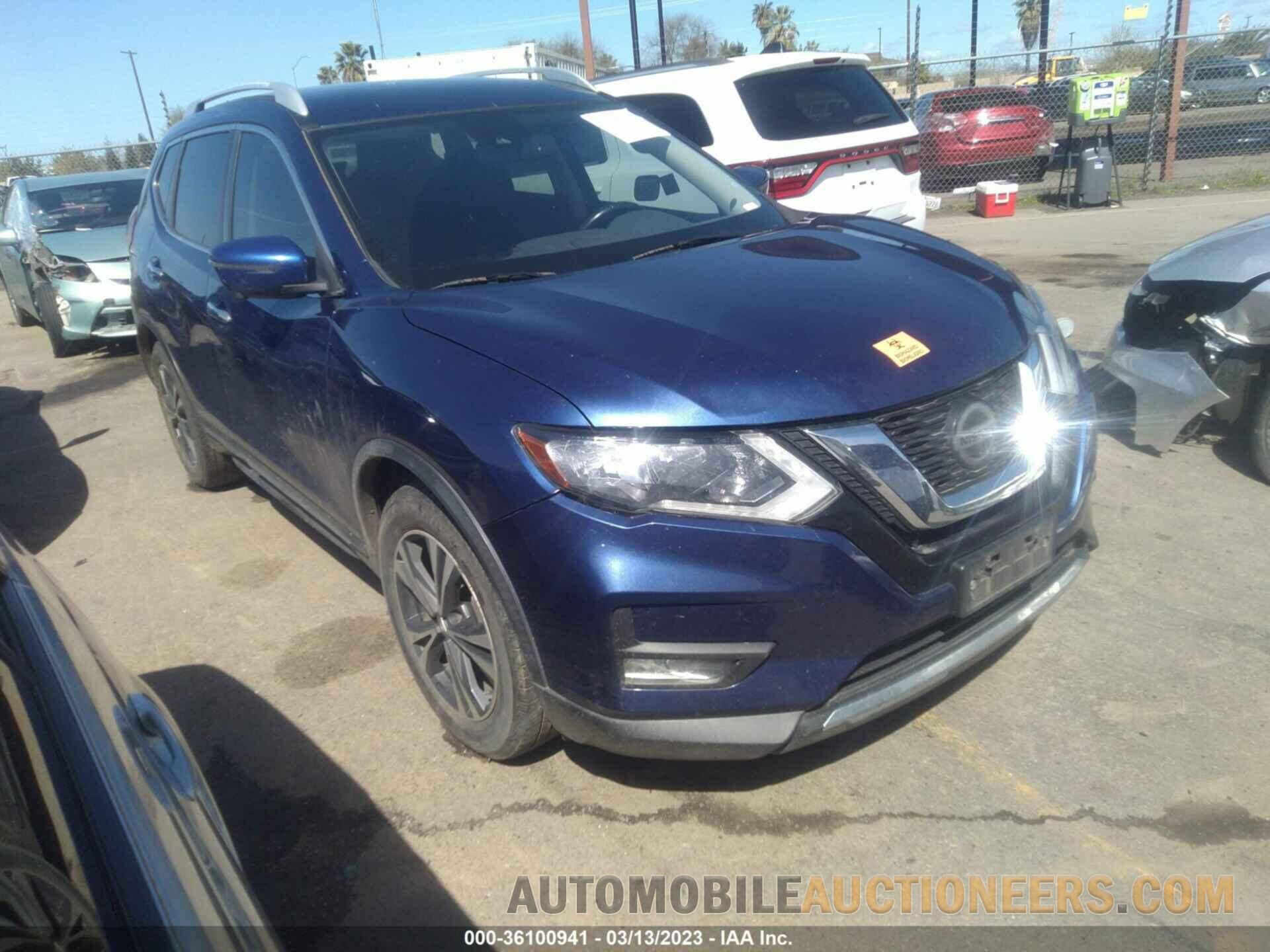 JN8AT2MT2JW458055 NISSAN ROGUE 2018