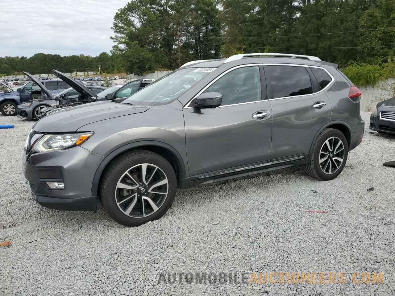 JN8AT2MT2JW485563 NISSAN ROGUE 2018