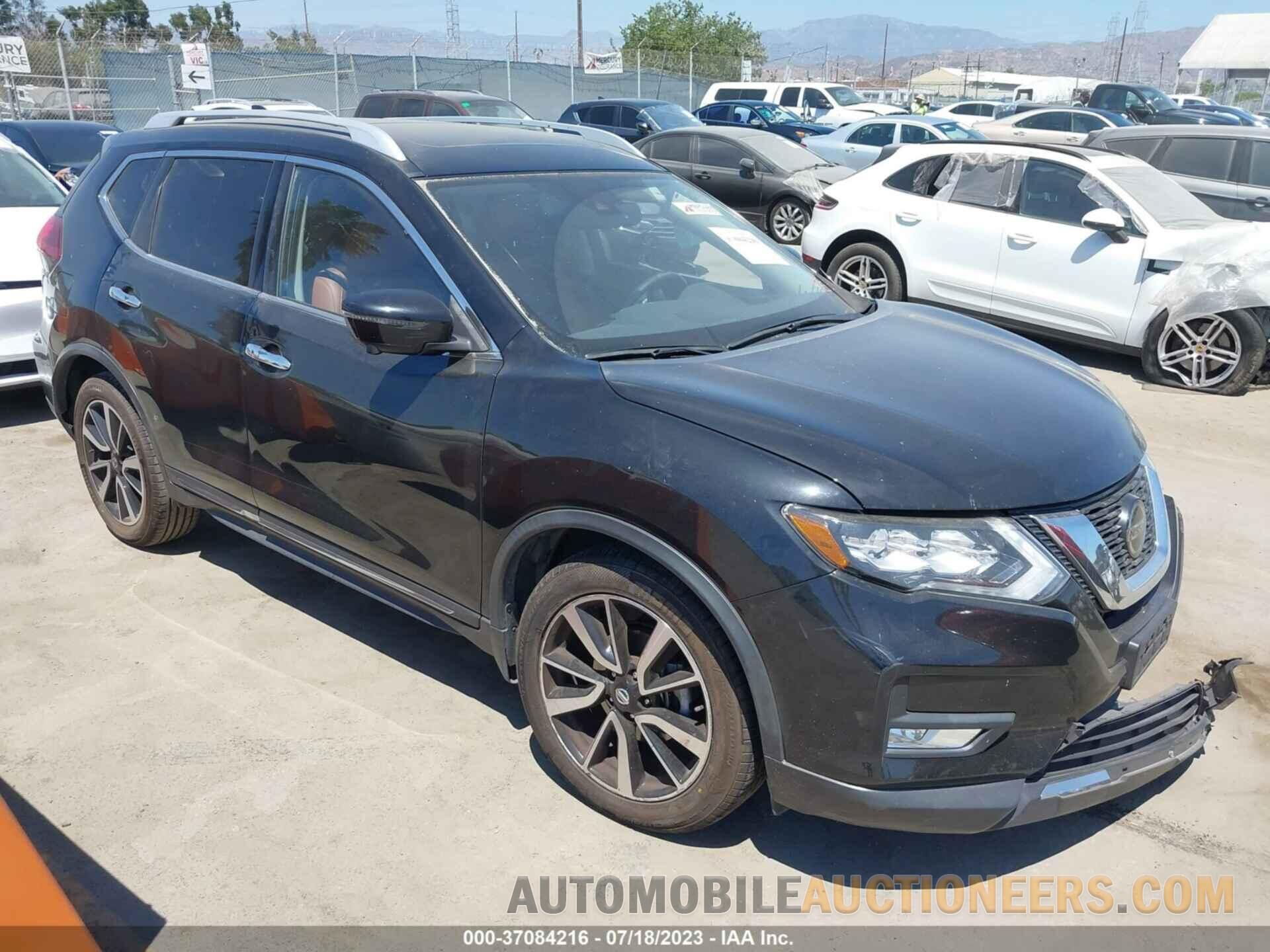 JN8AT2MT2JW486406 NISSAN ROGUE 2018