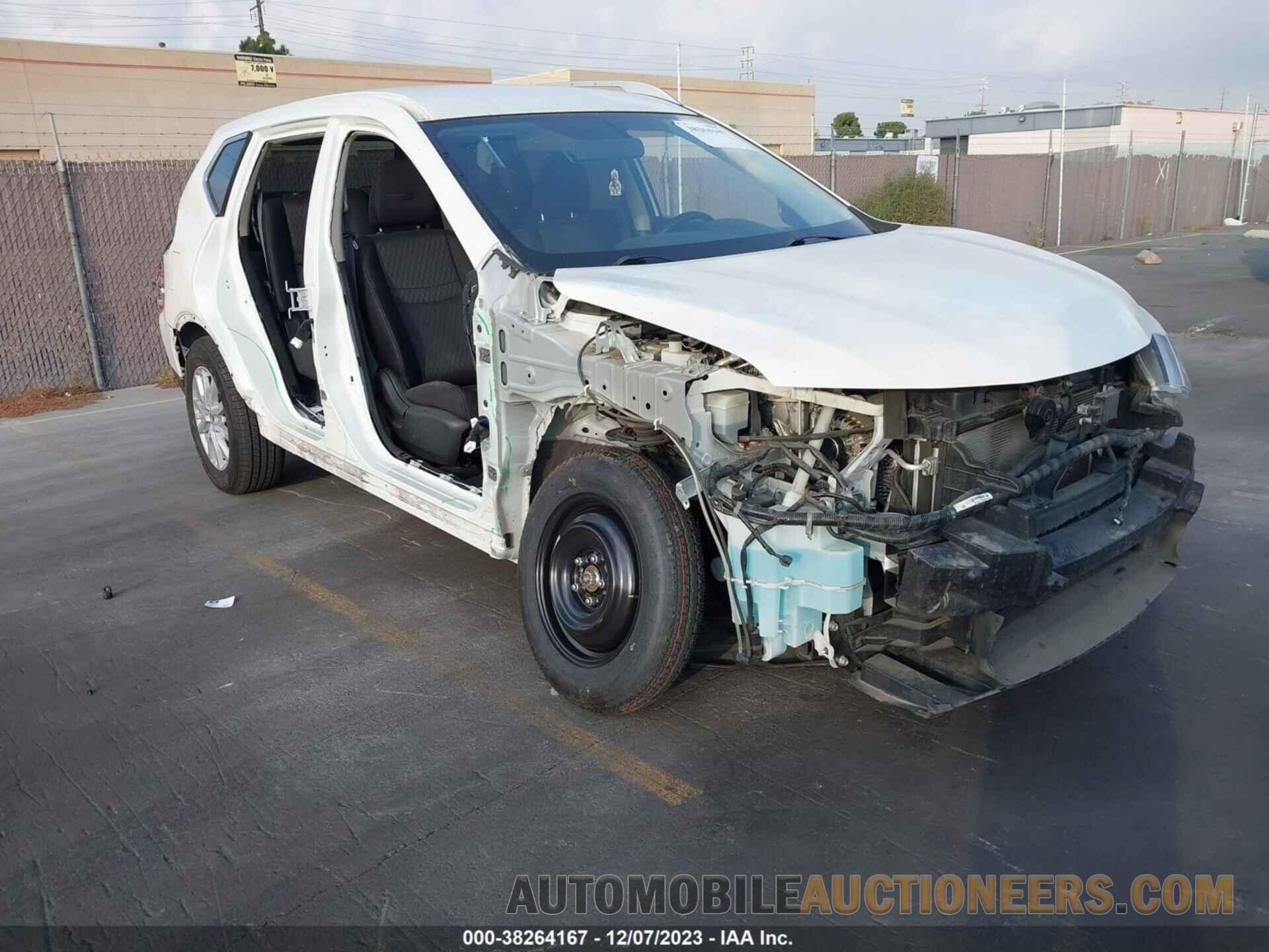 JN8AT2MT2JW492318 NISSAN ROGUE 2018