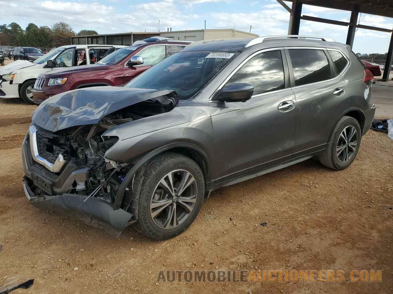 JN8AT2MT2KW258584 NISSAN ROGUE 2019