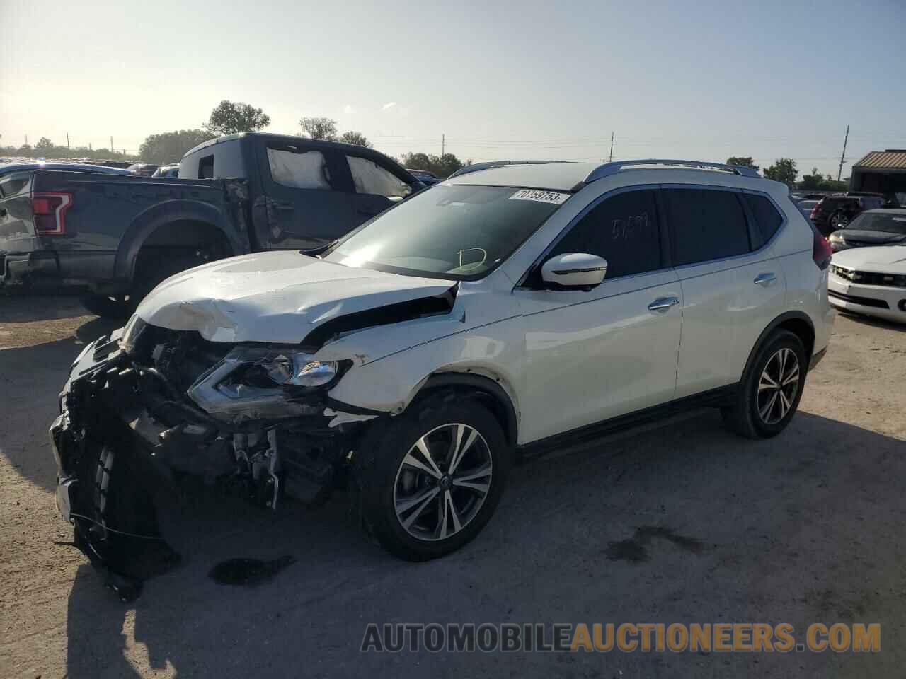 JN8AT2MT2KW259394 NISSAN ROGUE 2019