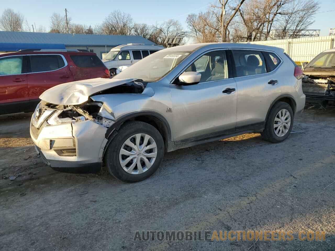 JN8AT2MT3HW135398 NISSAN ROGUE 2017